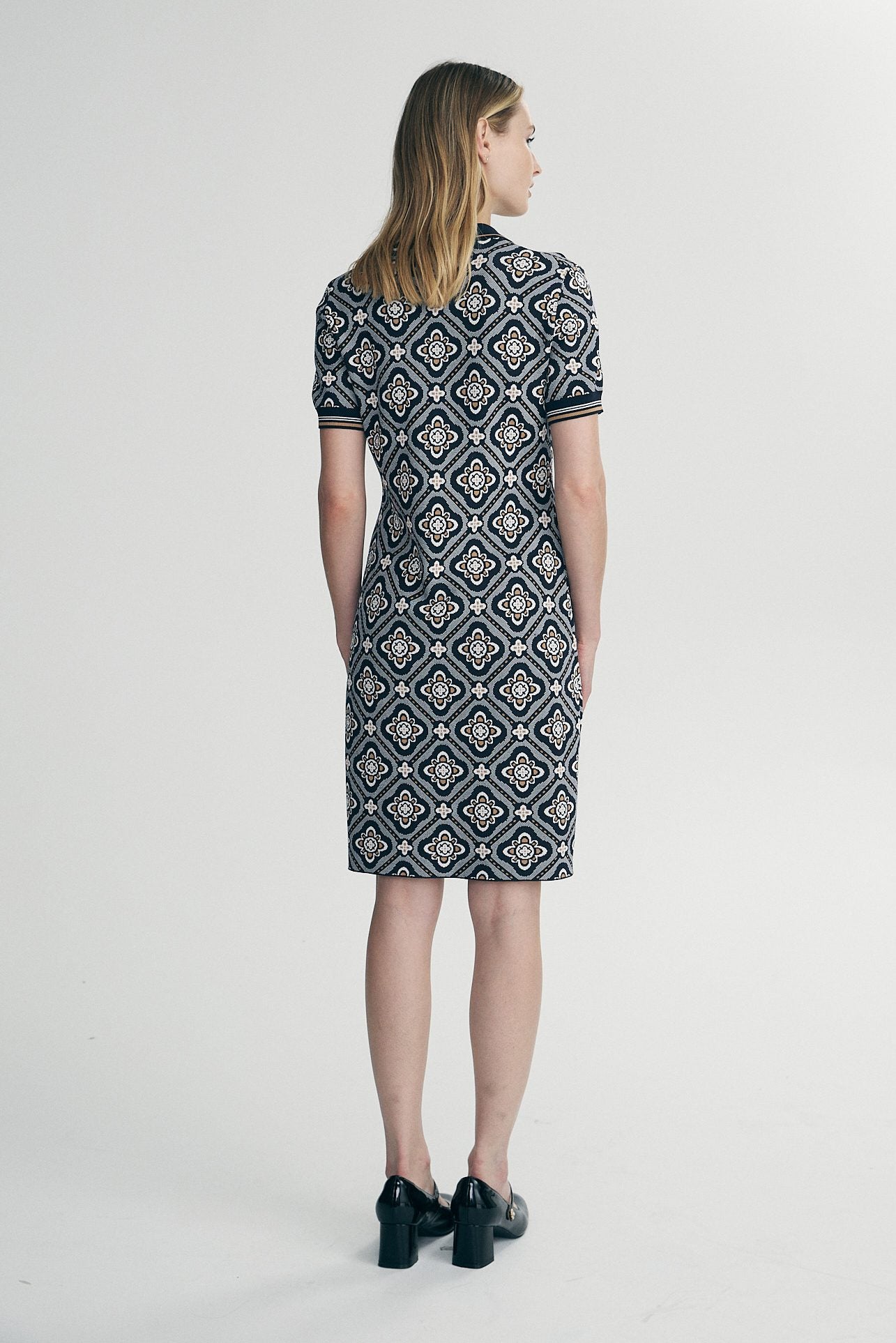 Robe à motif jacquard