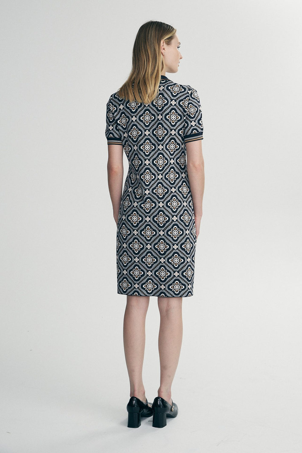 Robe à motif jacquard