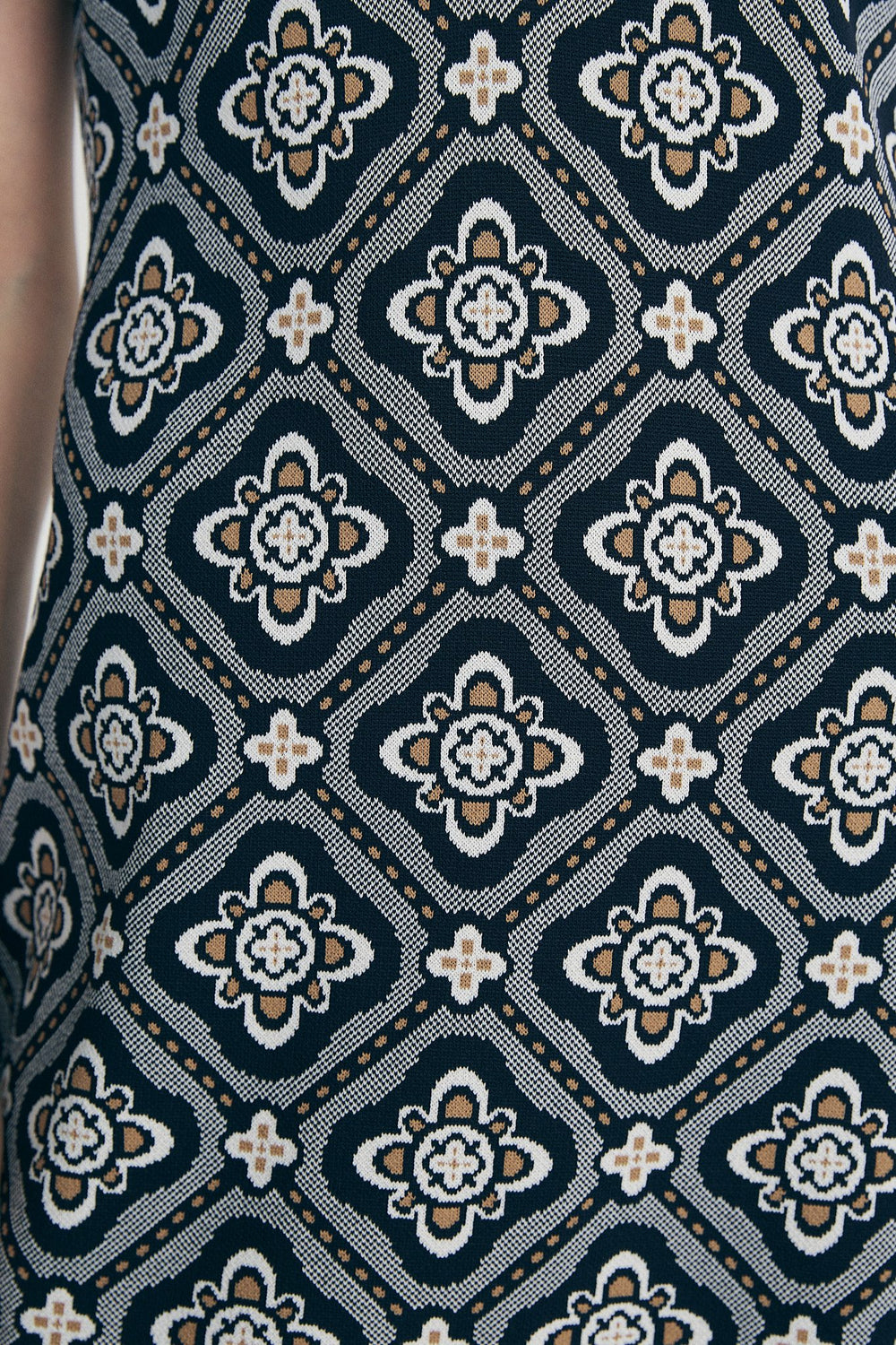 Robe à motif jacquard