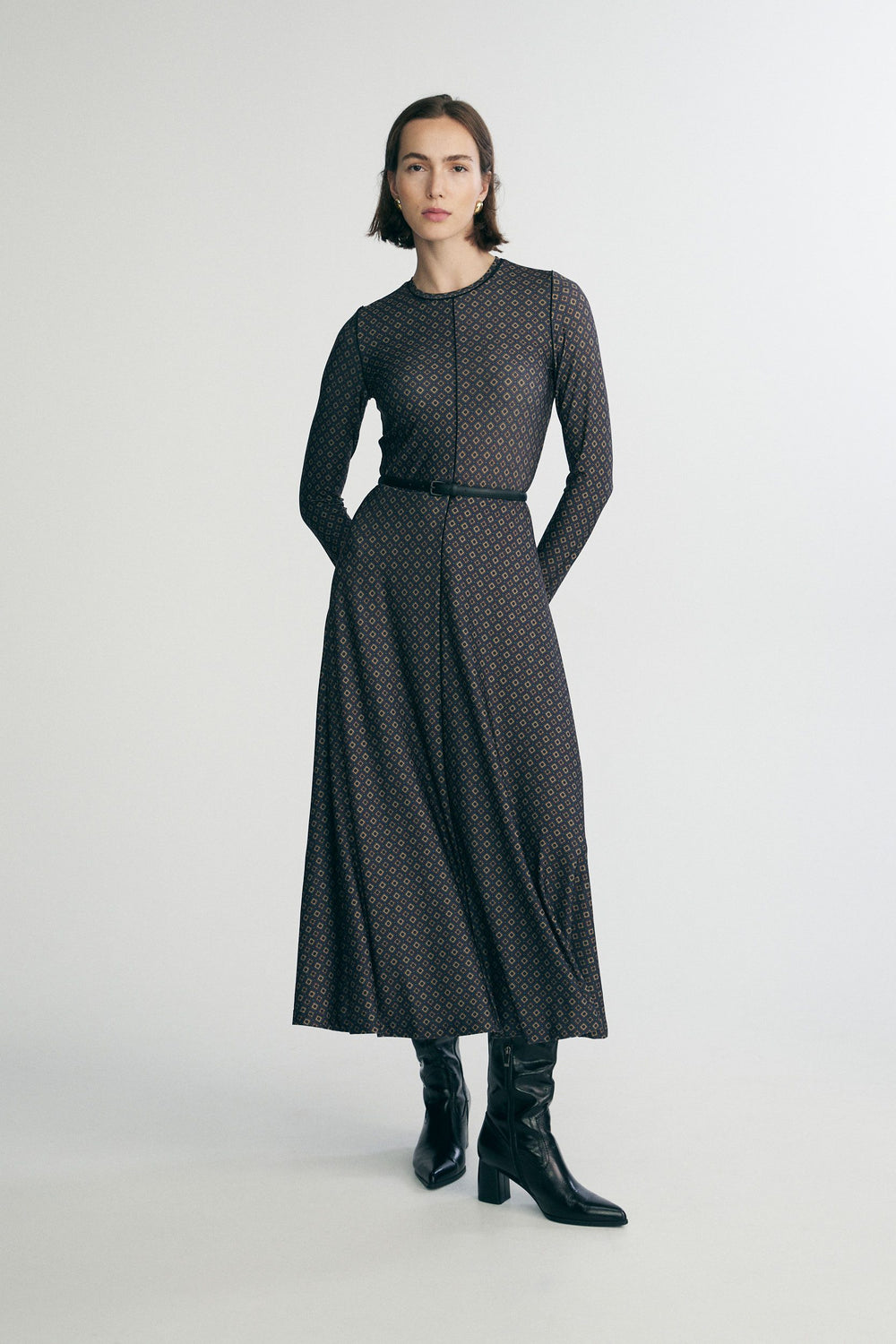 Jersey crew neck maxi dress