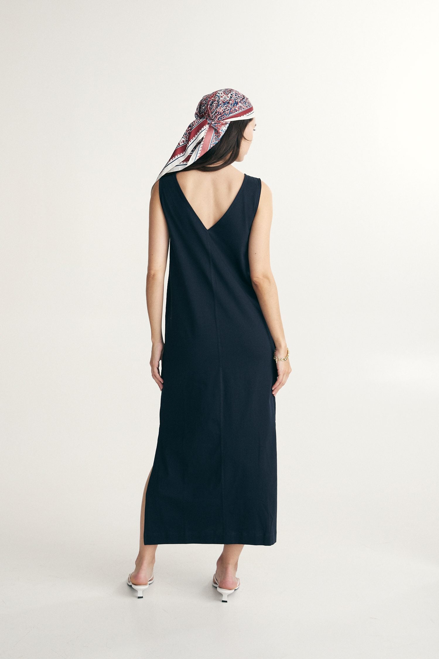 Sleeveless maxi dress