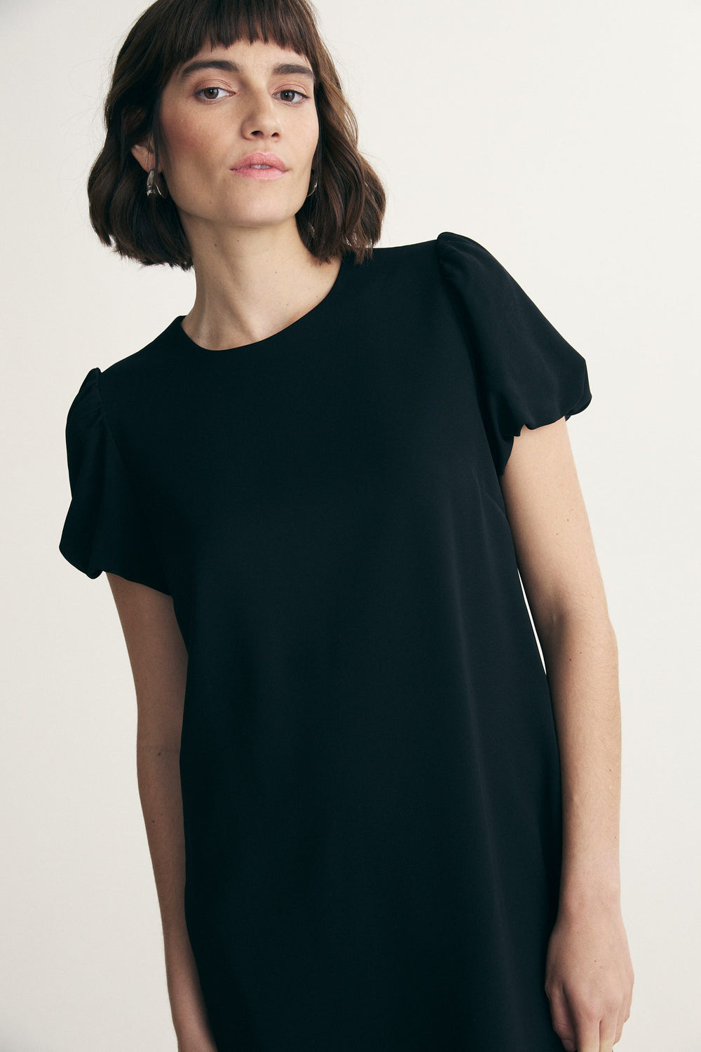 Puffy sleeve dress