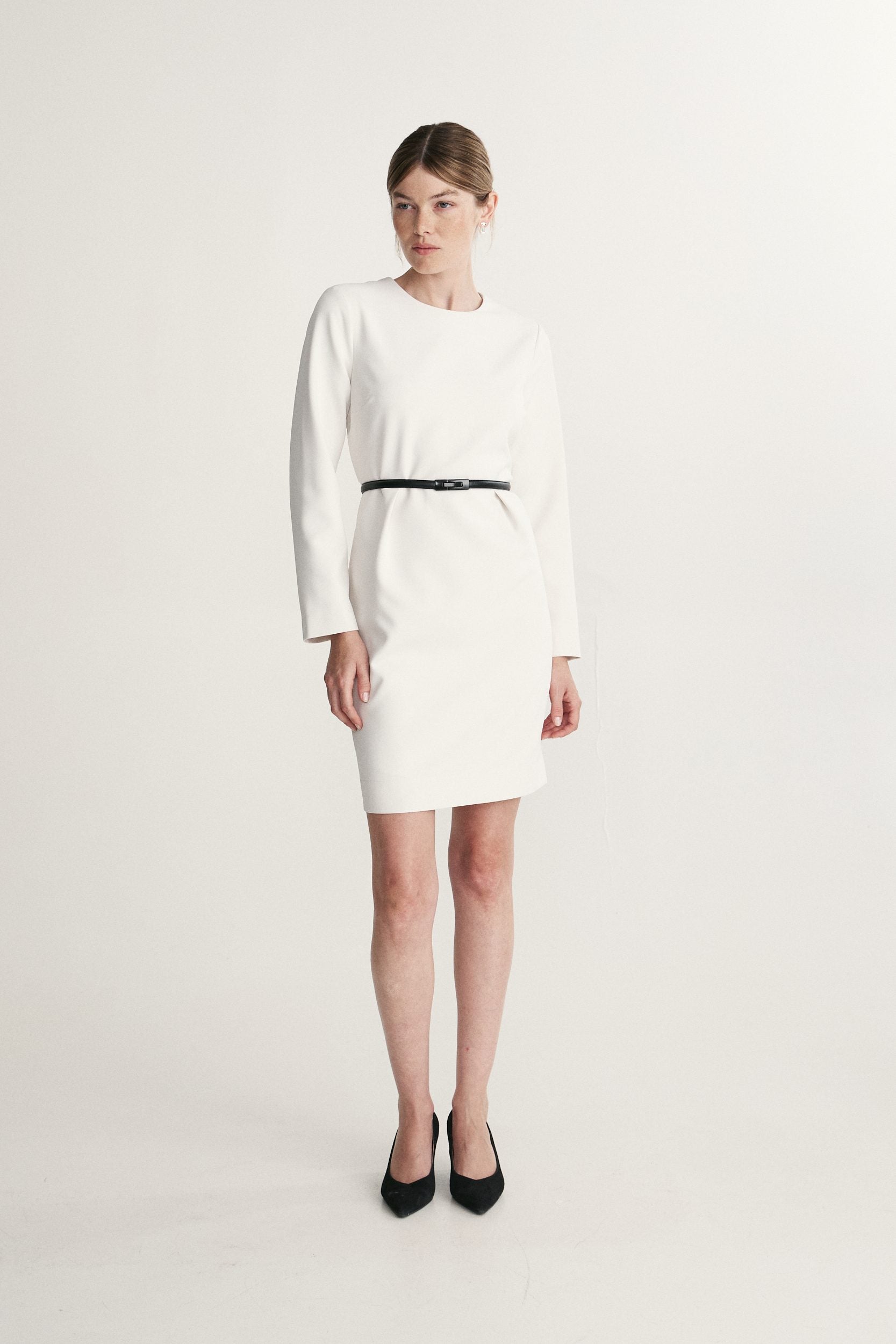 Dress with belt