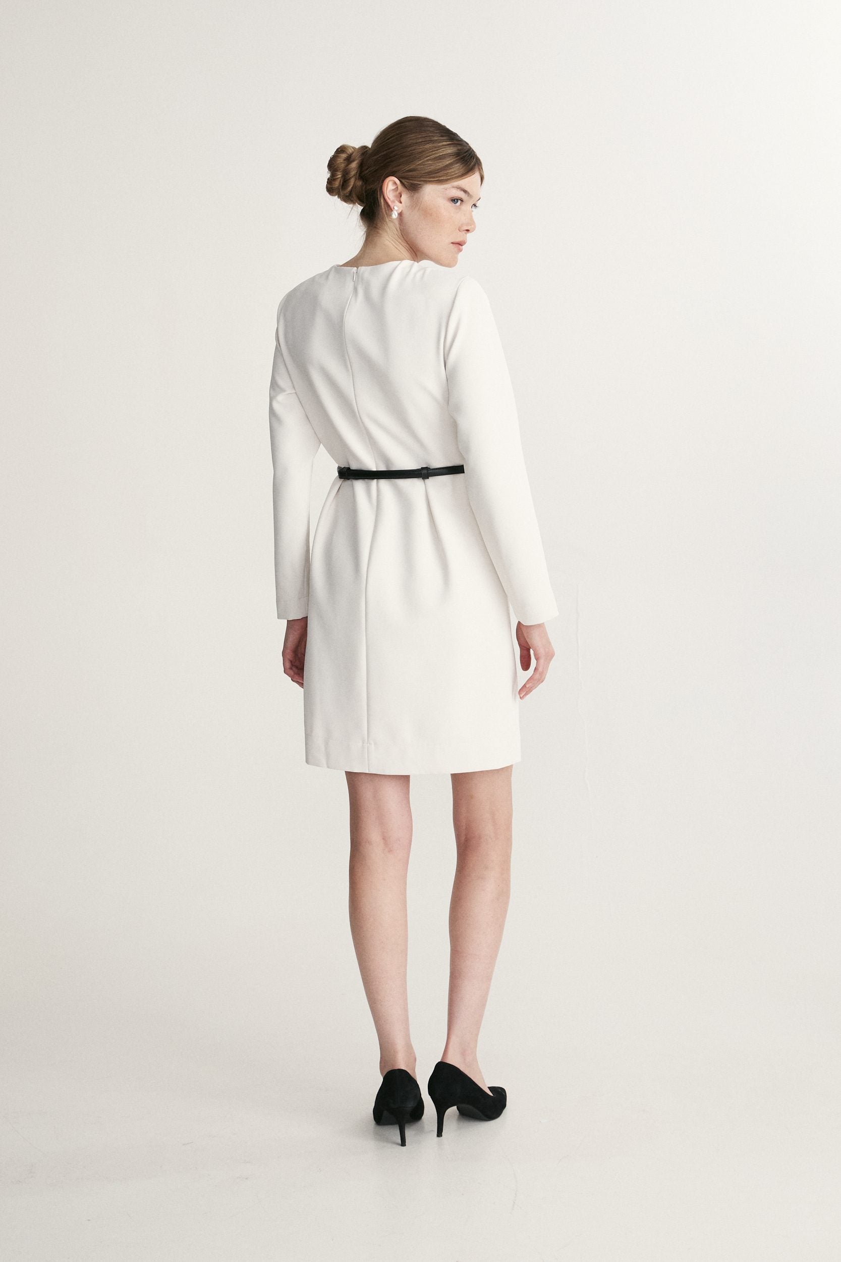 Dress with belt