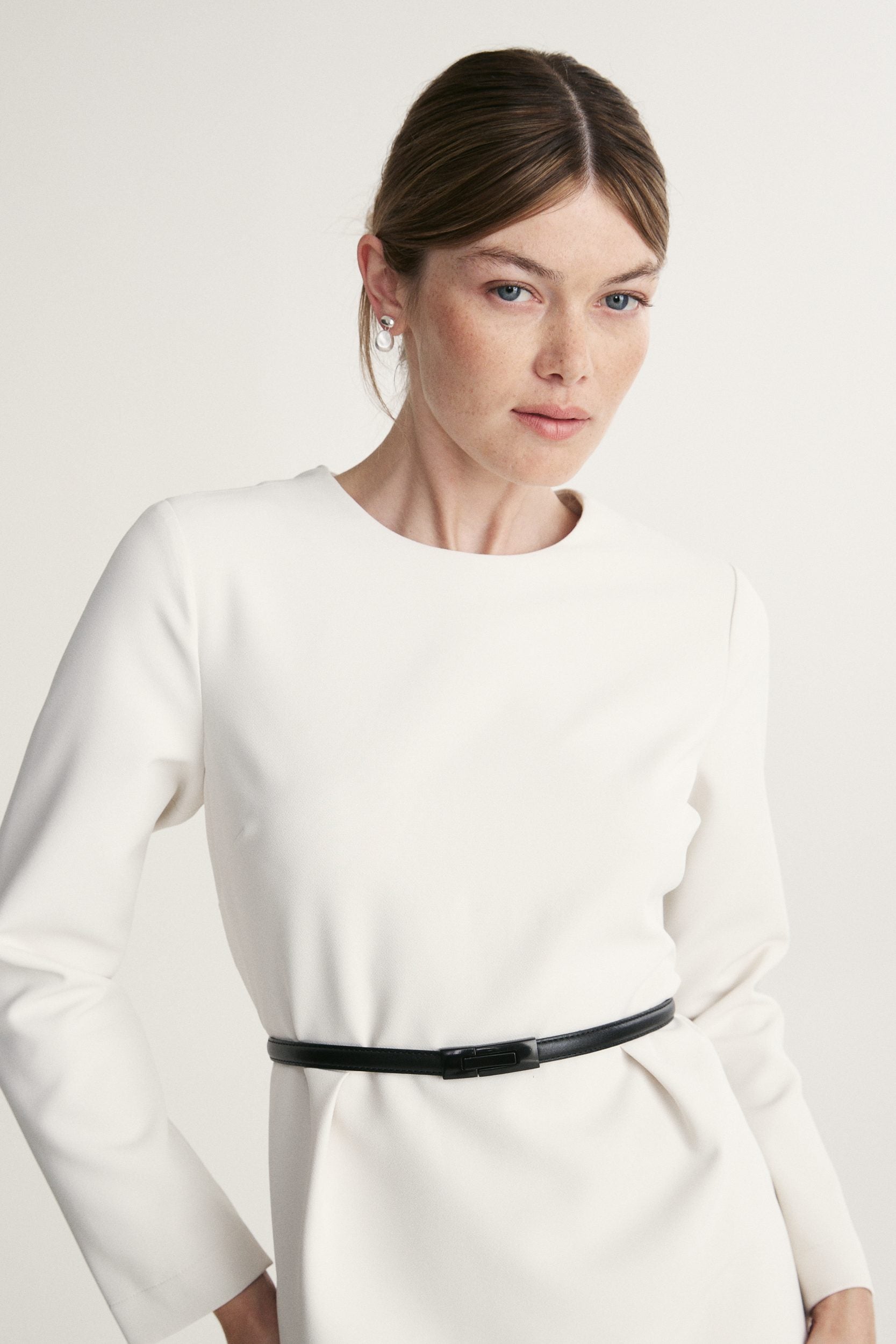 Dress with belt