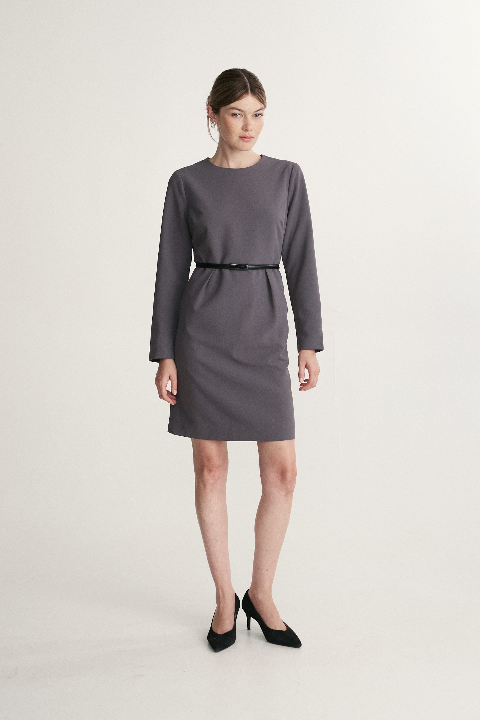 Dress with belt