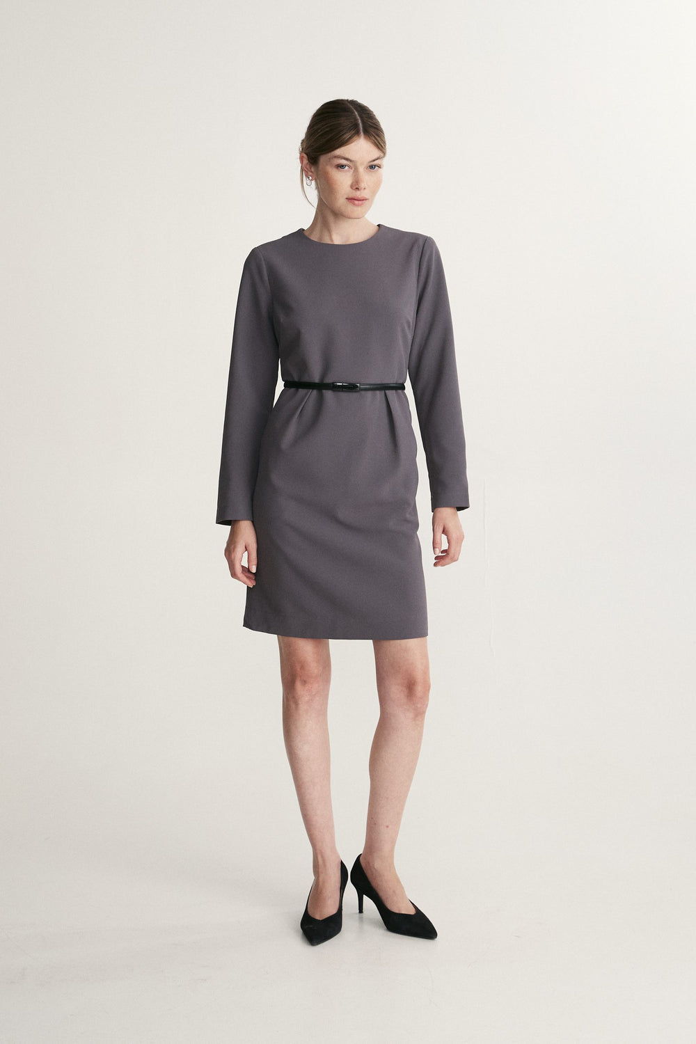 Dress with belt