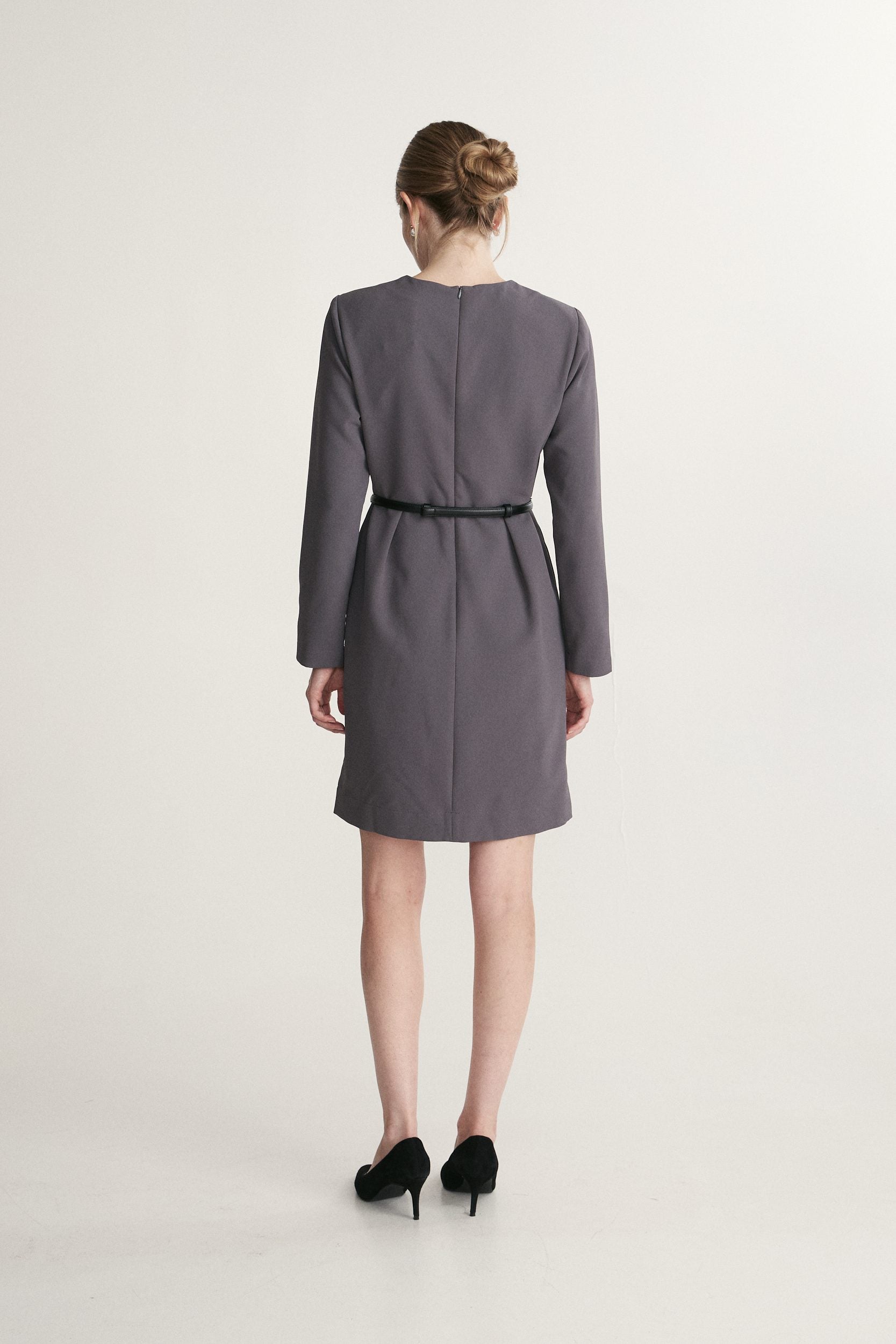 Dress with belt