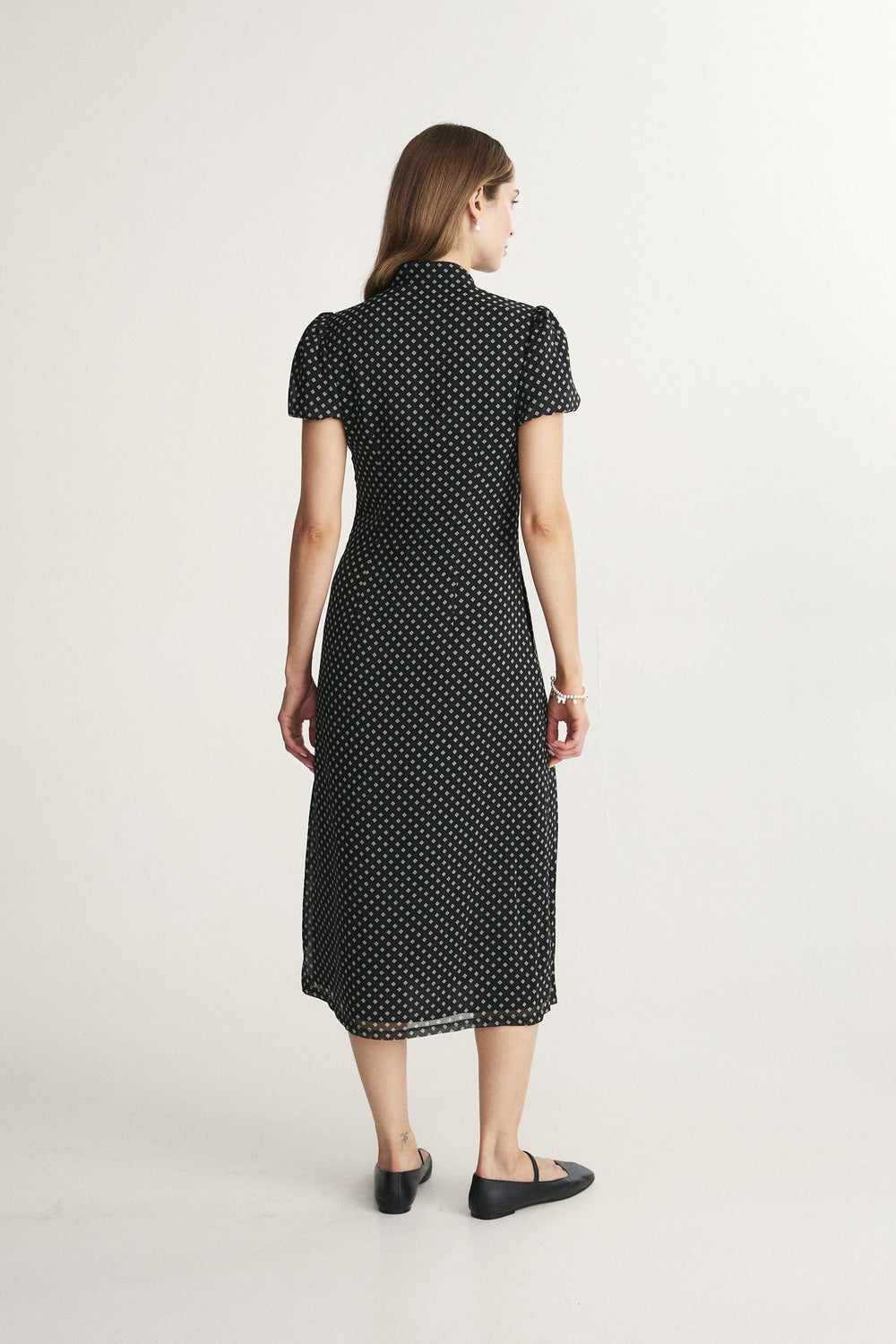 Robe à nœud sur le devant