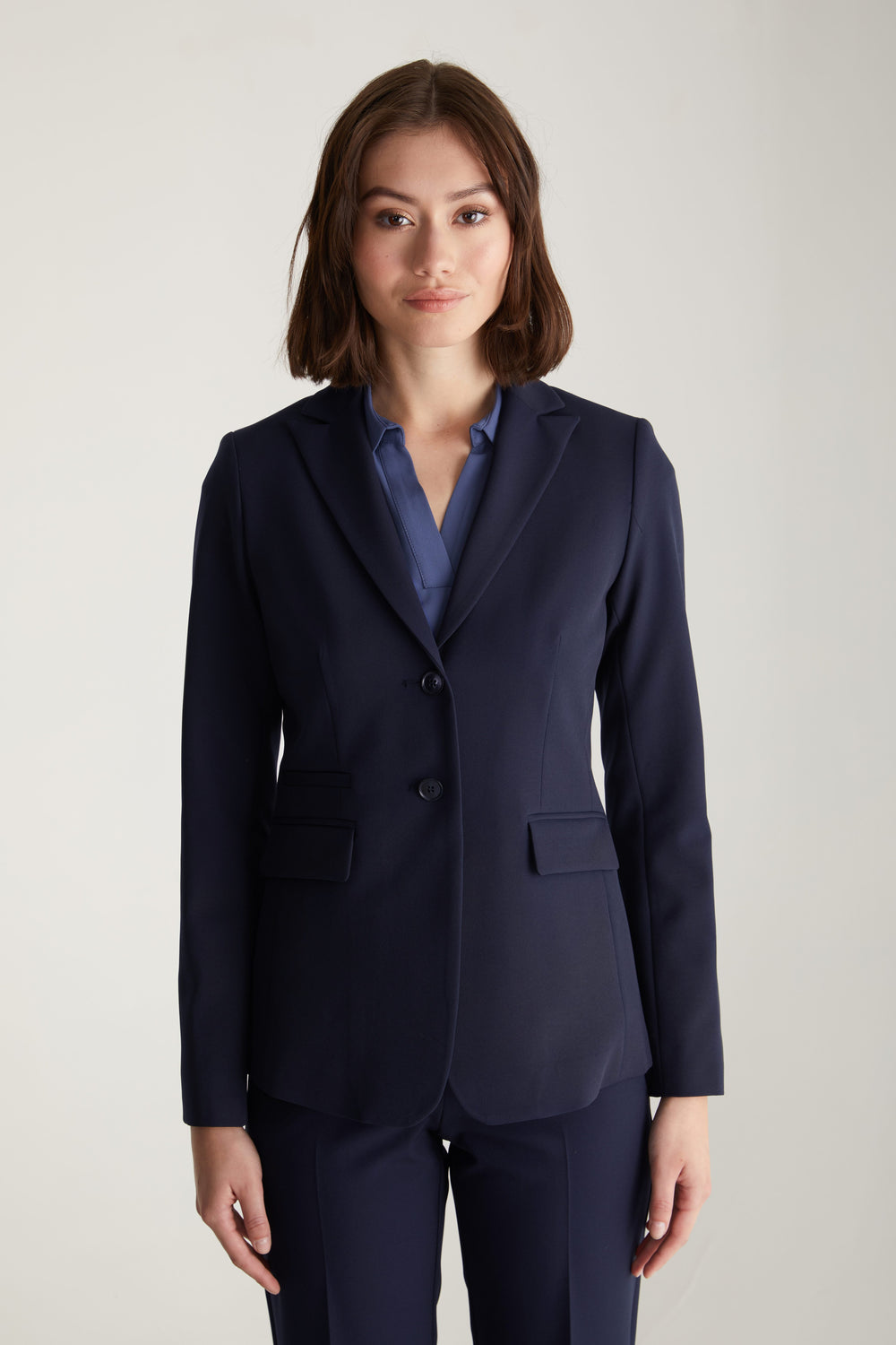 Basic fitted blazer