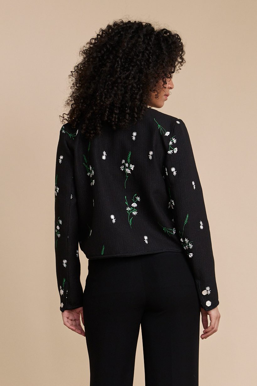 Short jacket with embroidery