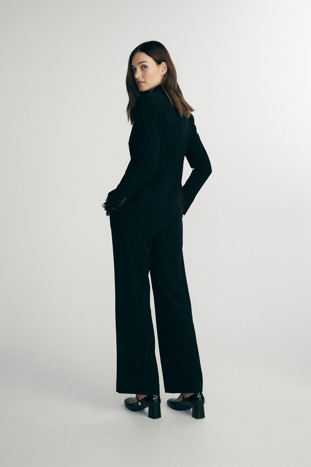 Long fitted jacket