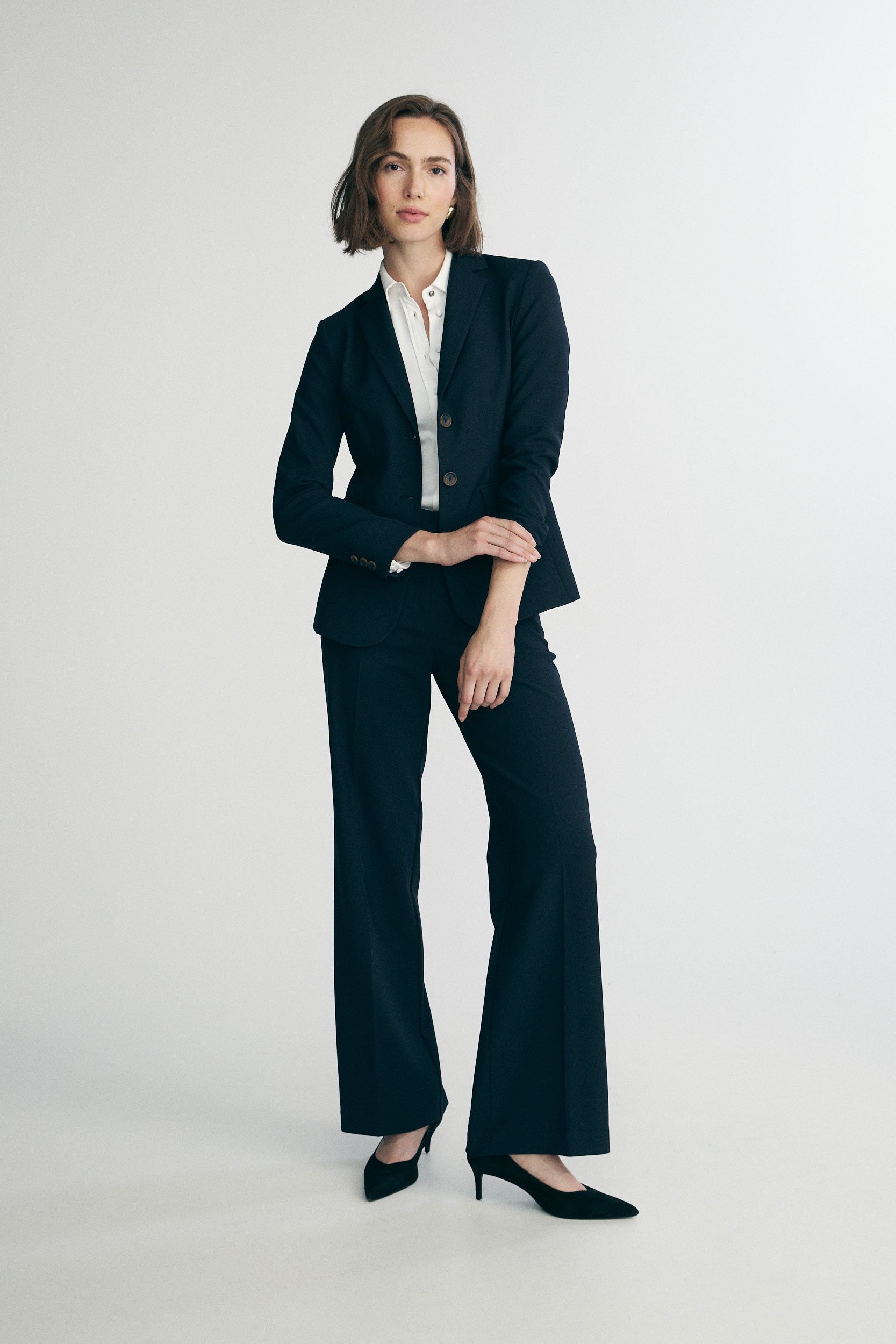 Two-button basic blazer