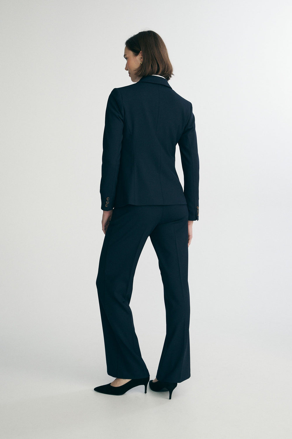 Two-button basic blazer