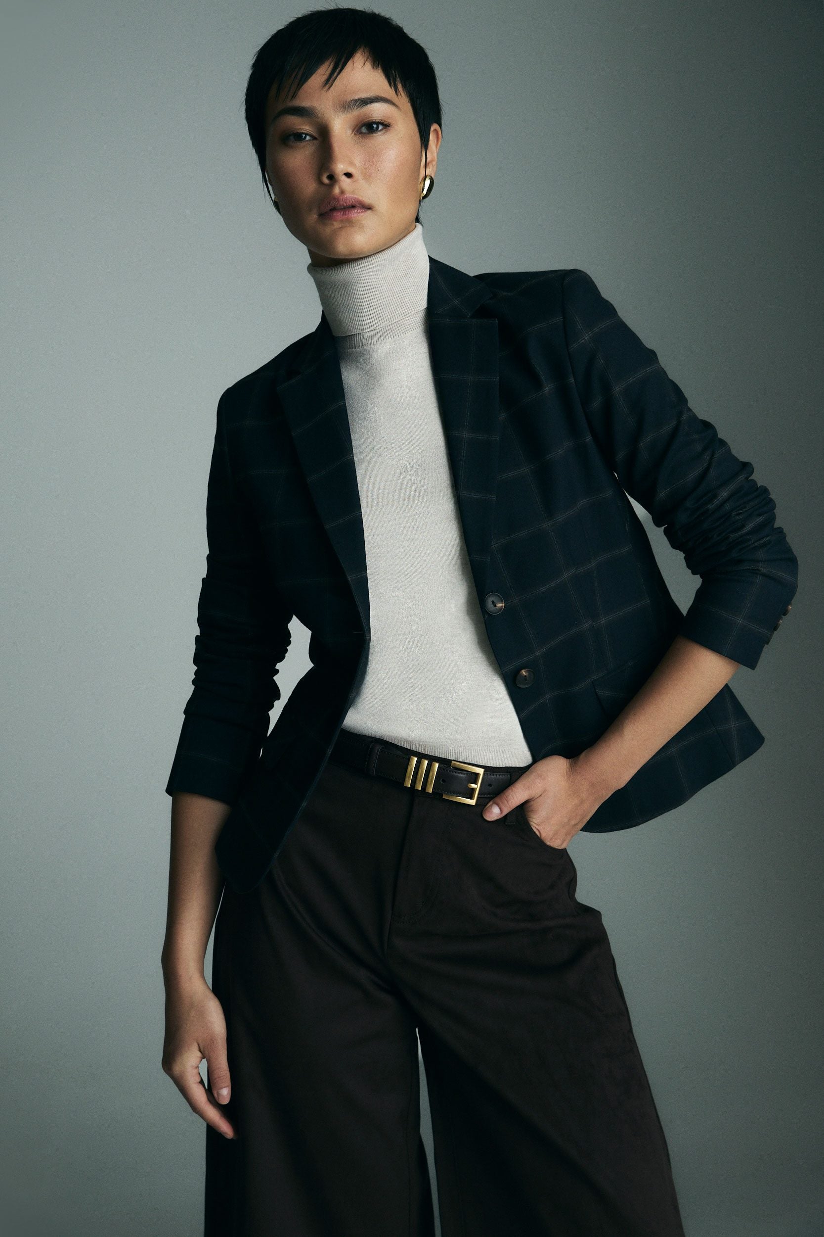 2 buttons basic blazer