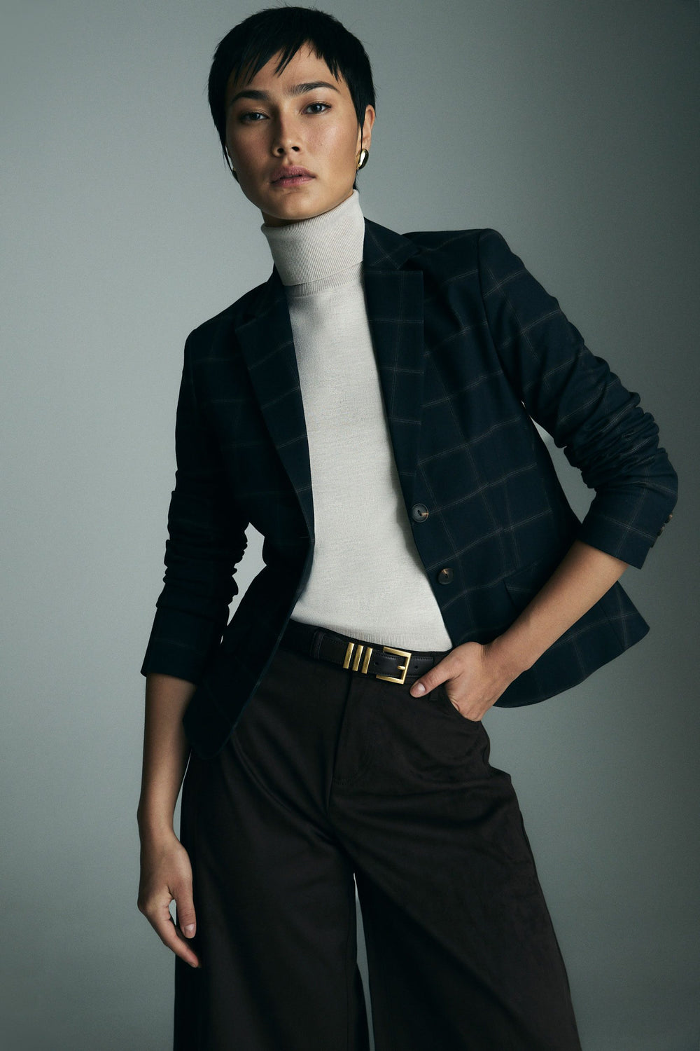 2 buttons basic blazer