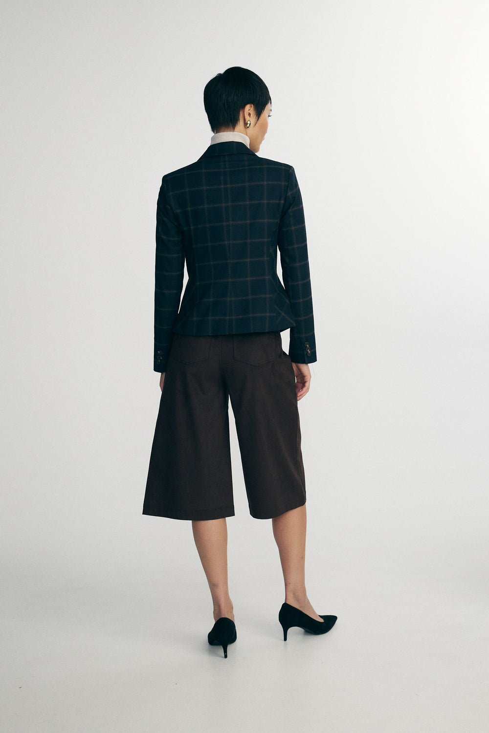 2 buttons basic blazer