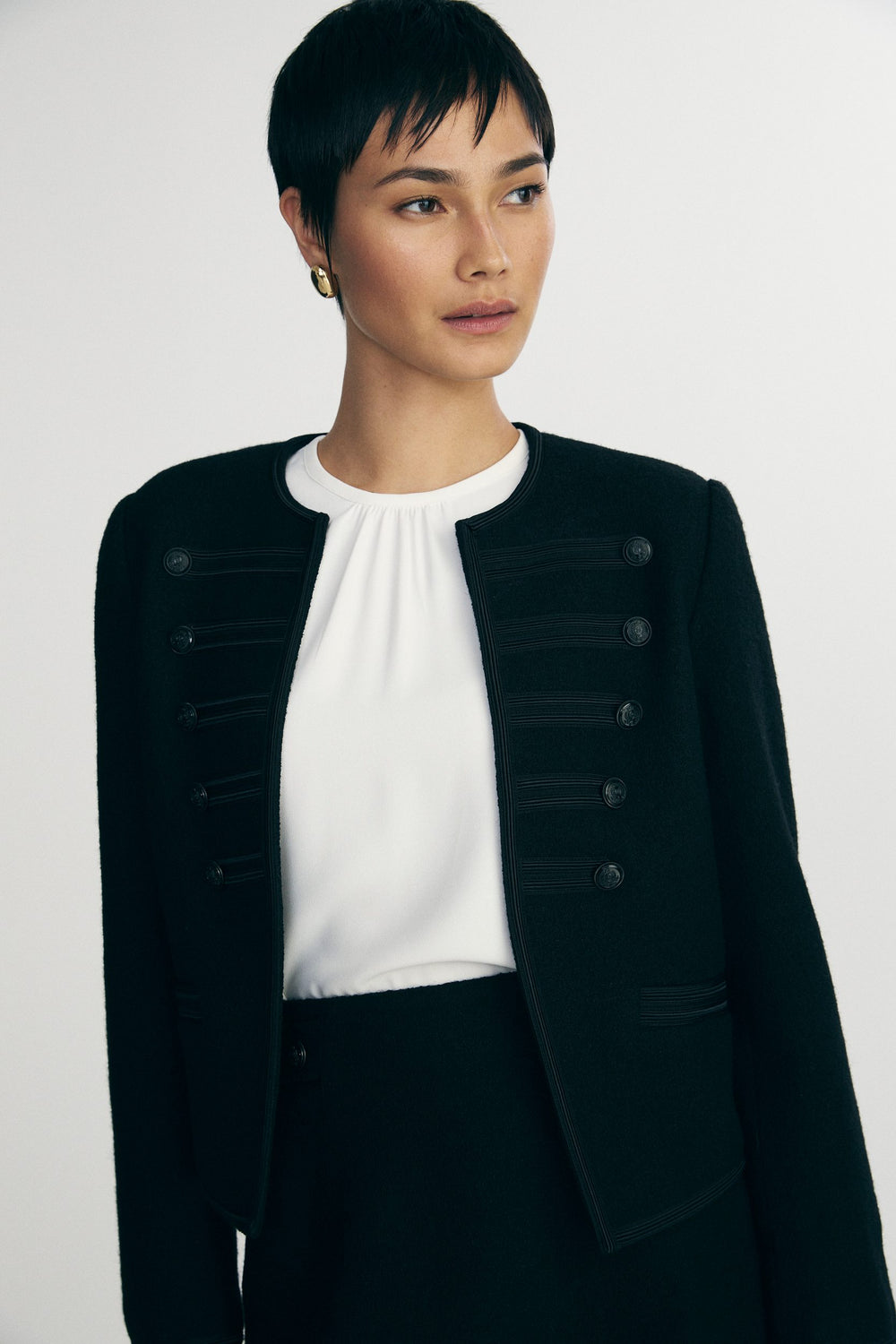 Short stretch blazer