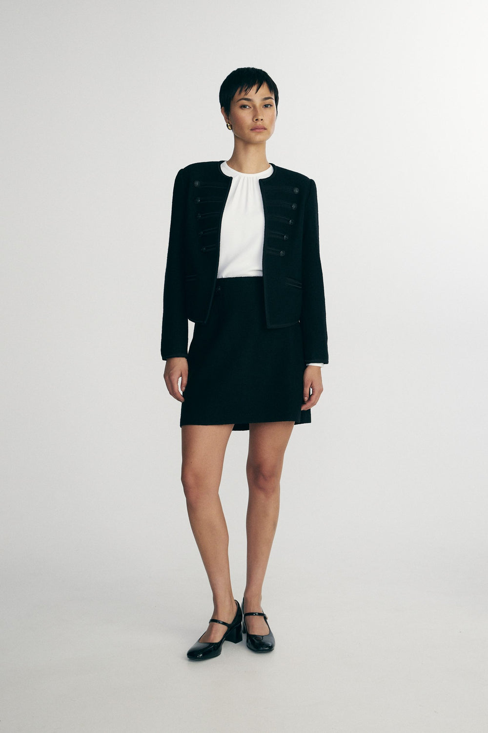 Short stretch blazer