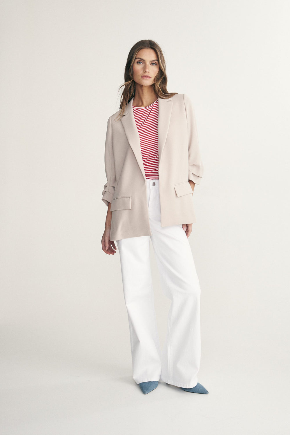 Fluid straight blazer