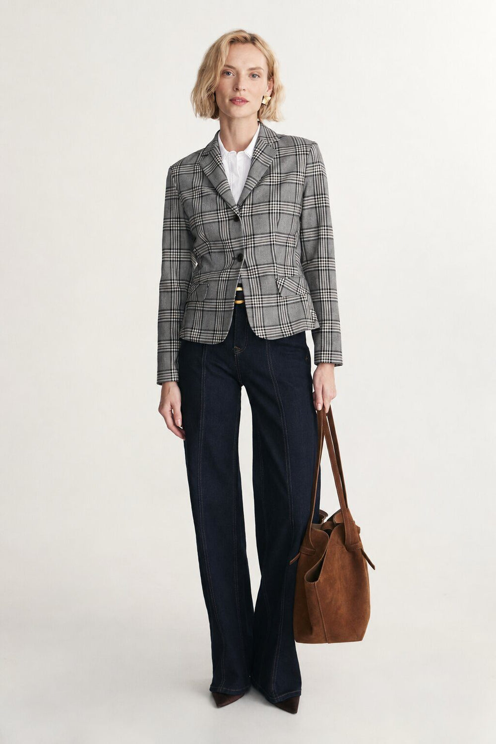 Fitted 2 buttons basic blazer