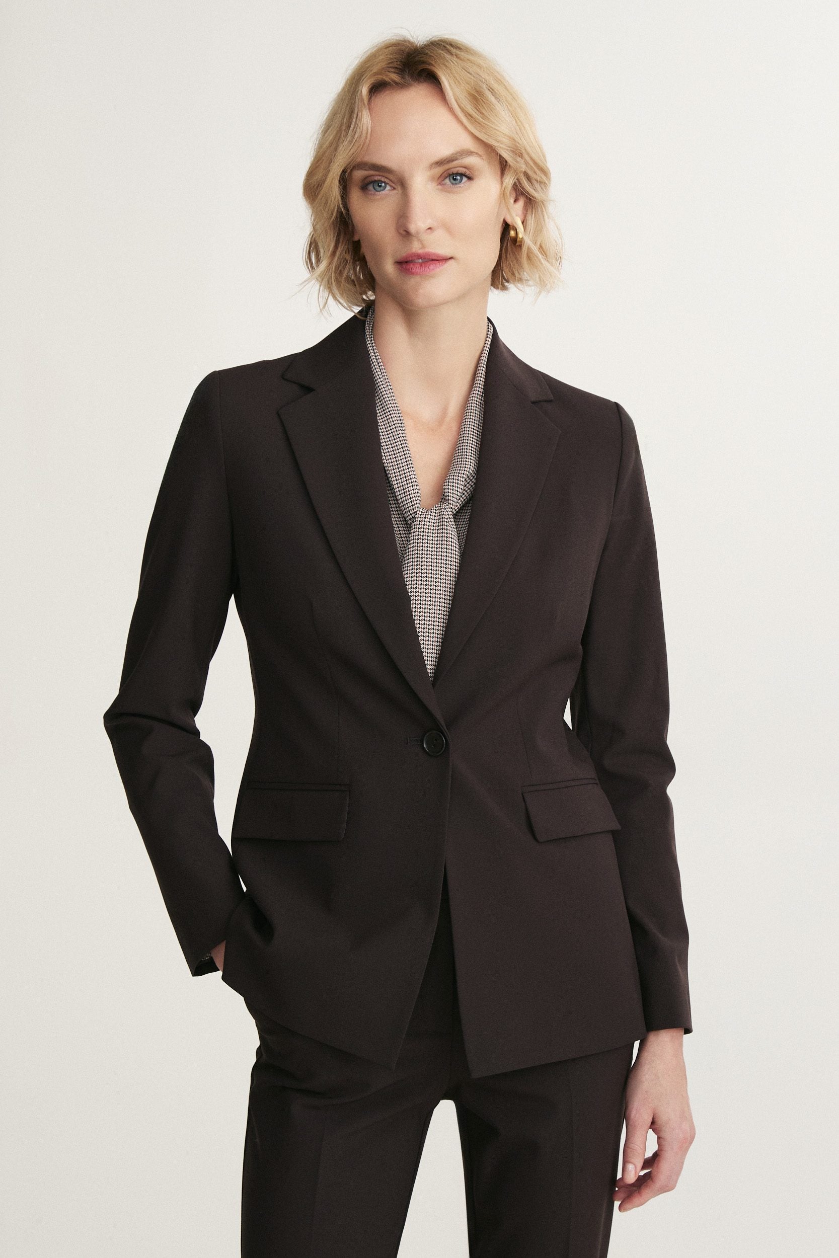 Fitted blazer