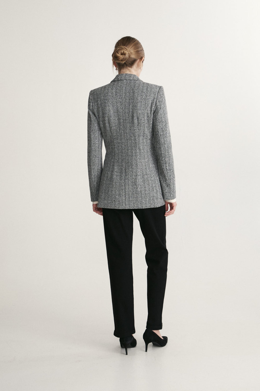 Herringbone fitted blazer
