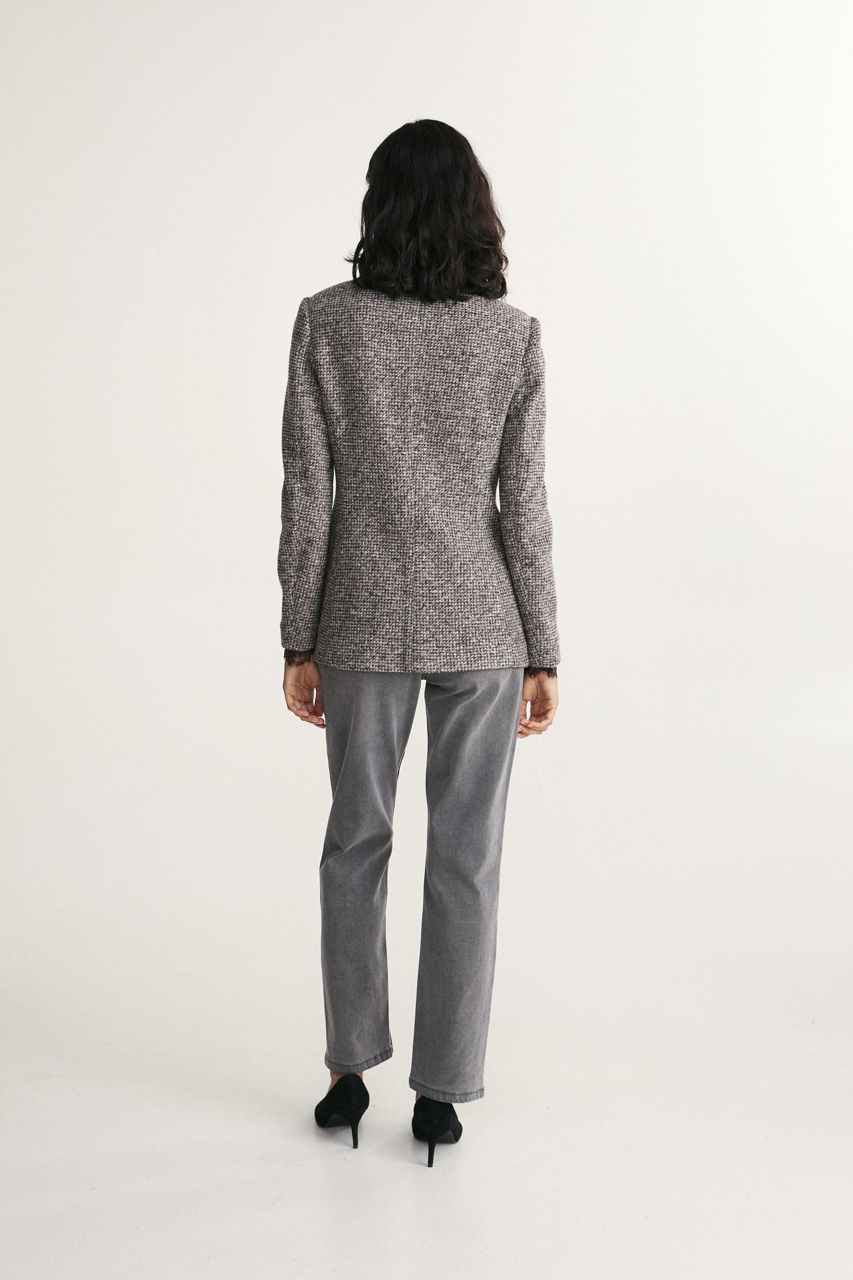 Stretch Fitted blazer with removable cuffs