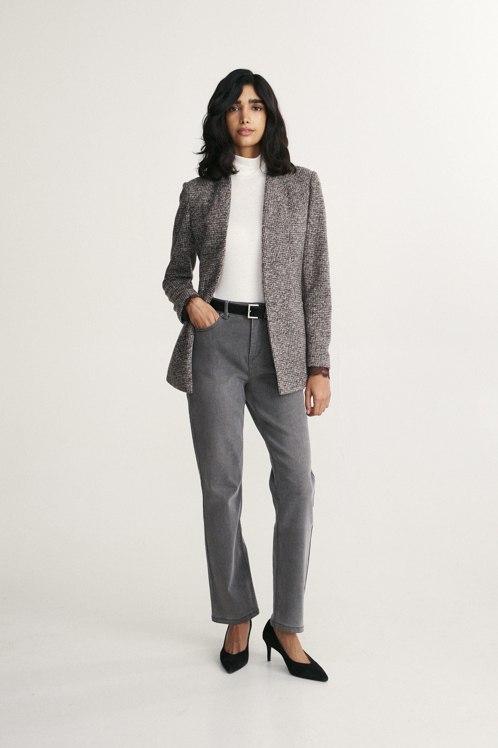 Stretch Fitted blazer with removable cuffs