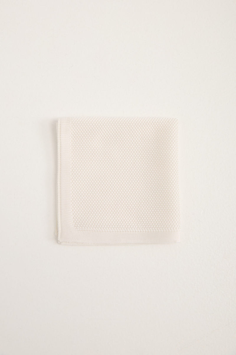 Knit pocket square