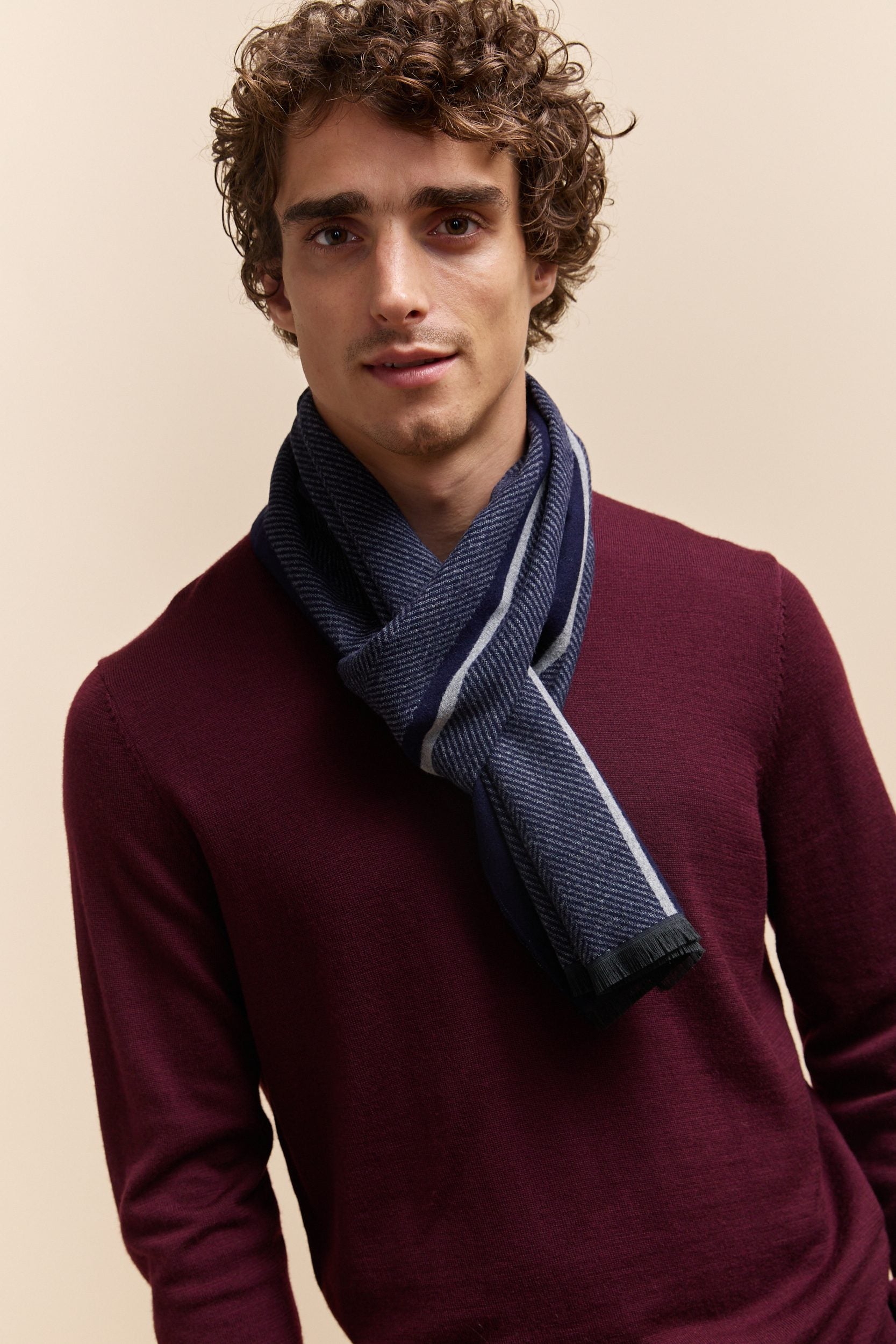 SOFT BRUSHED HERRINGBONE SCARF