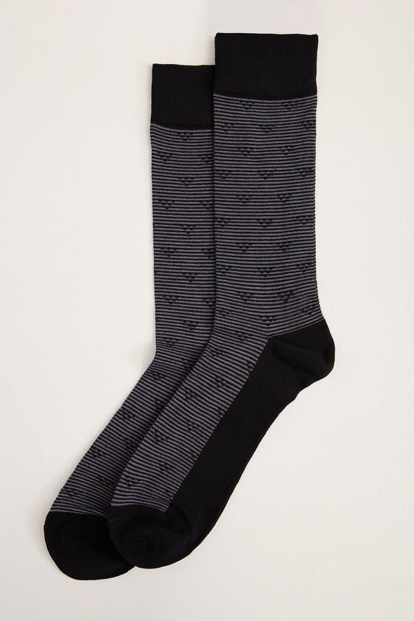 Triangle pattern socks