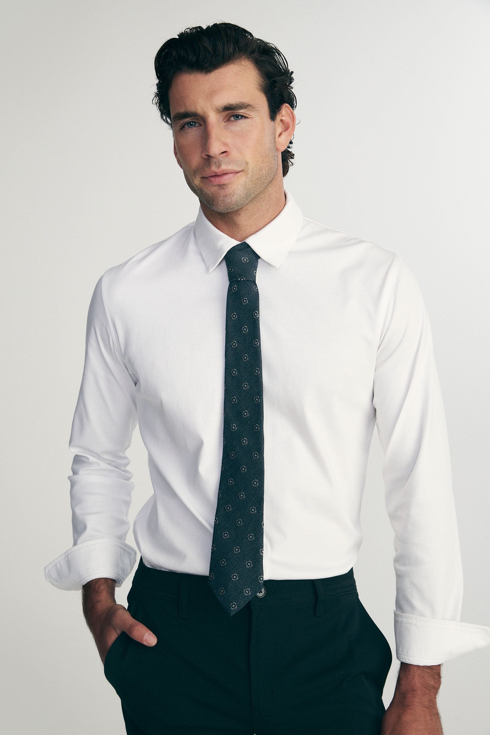 Cravate jacquard à motifs floraux