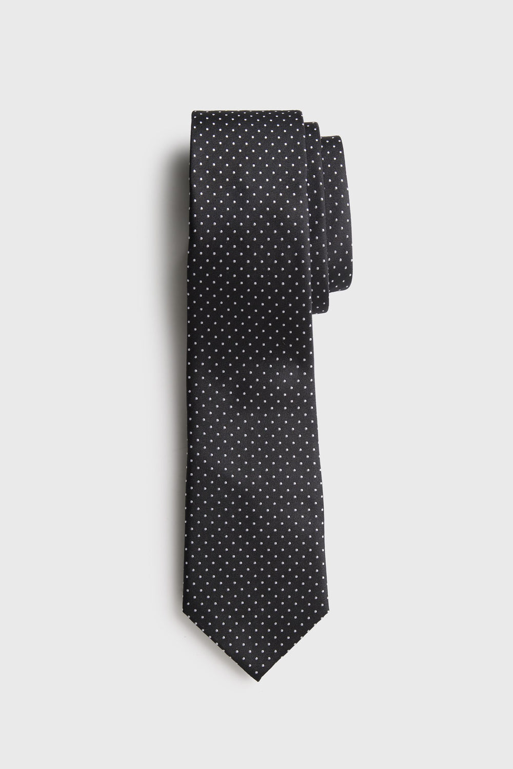 Polka dot pattern silk tie
