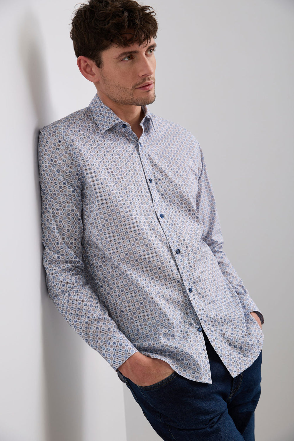Chemise semi-ajustée imprimé micro motifs
