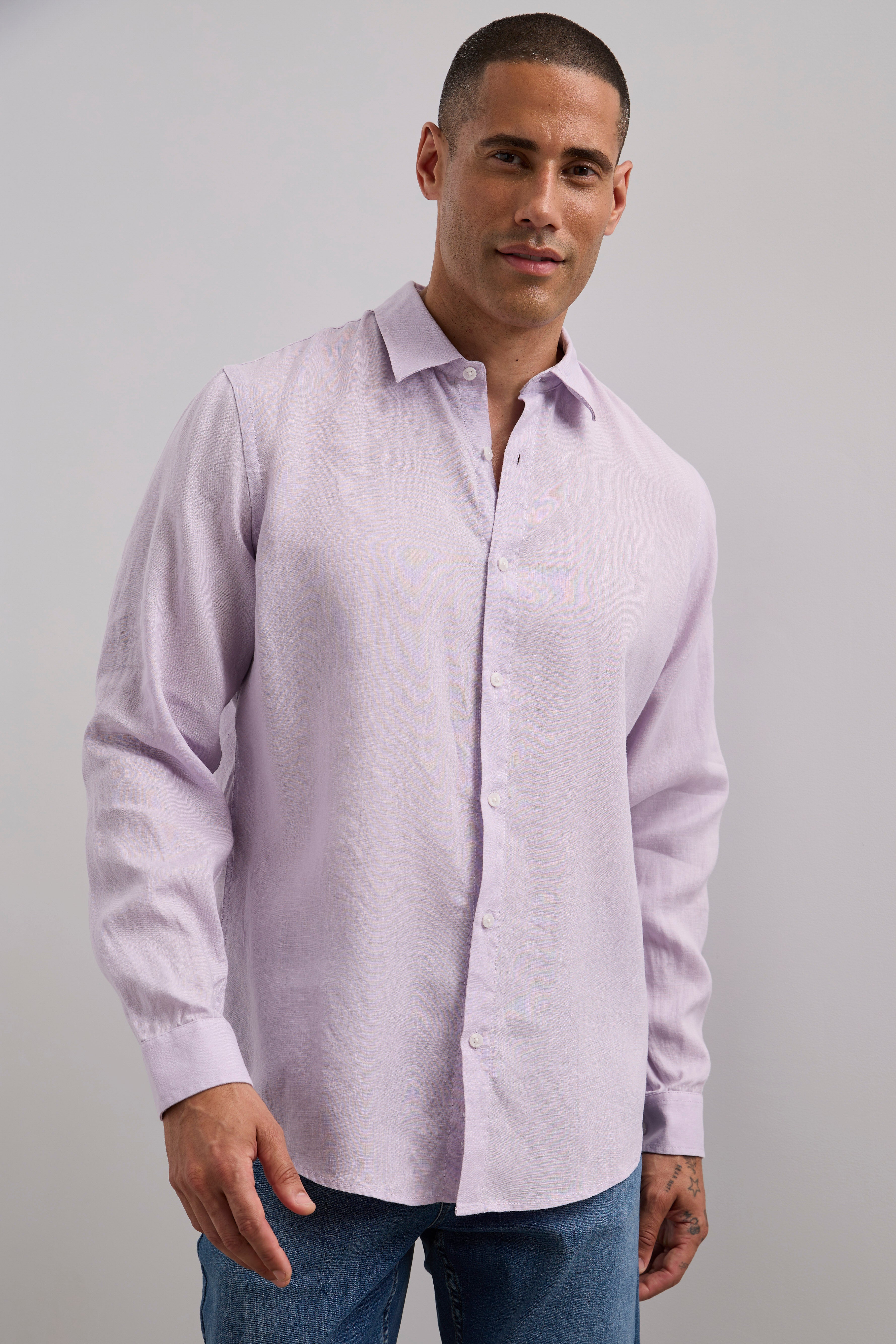 Chemise de lin semi-ajustée