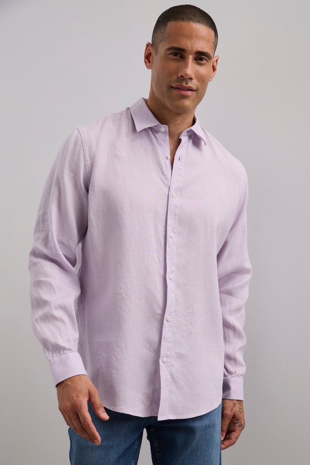 Chemise de lin semi-ajustée