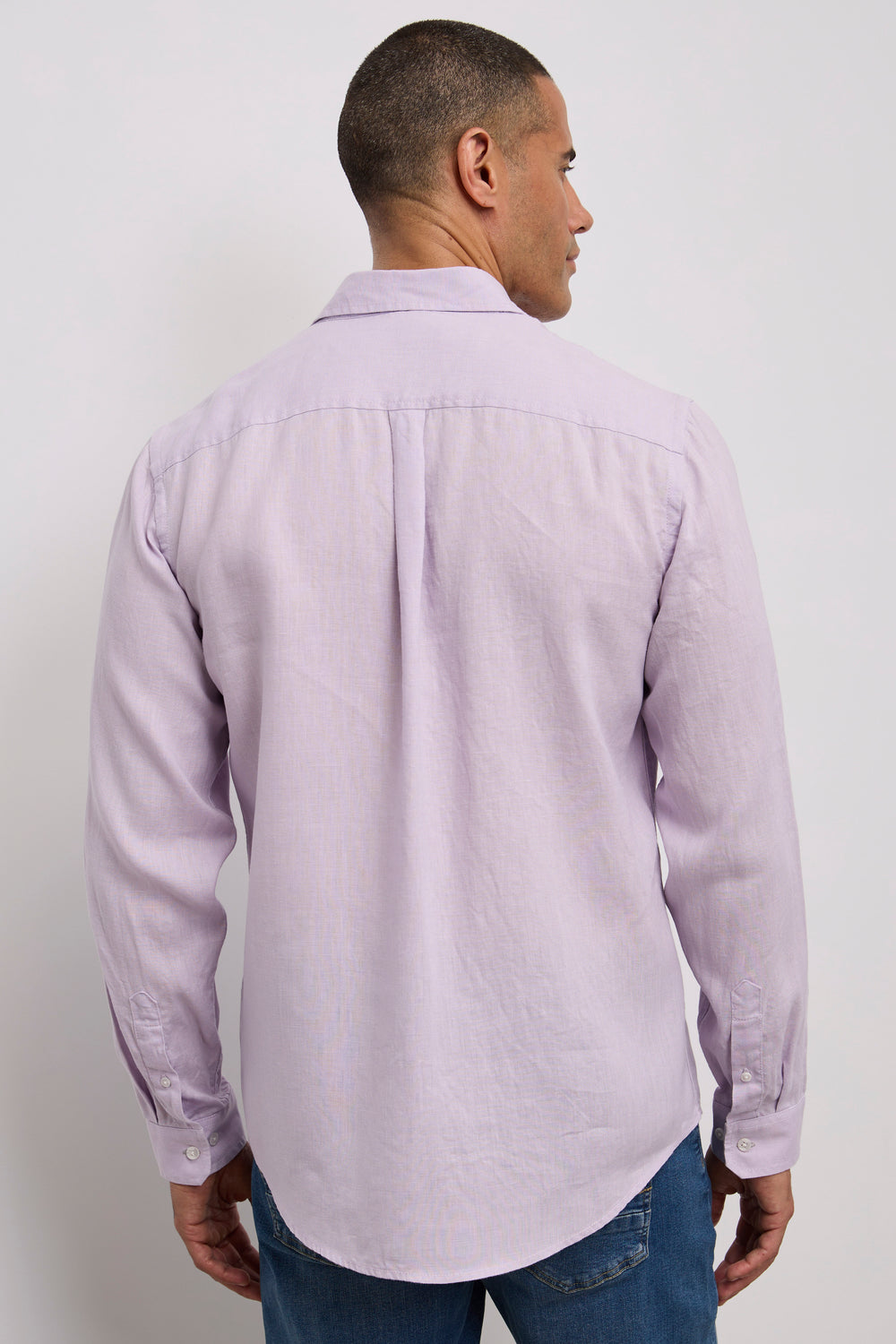 Chemise de lin semi-ajustée
