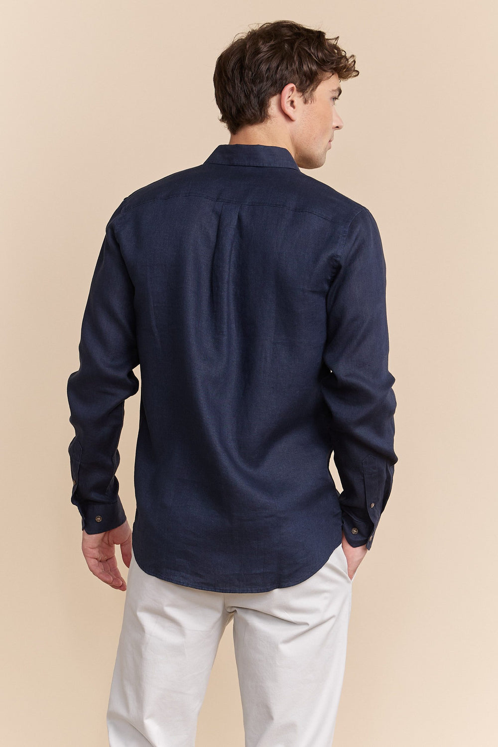 Chemise semi-ajustée en lin