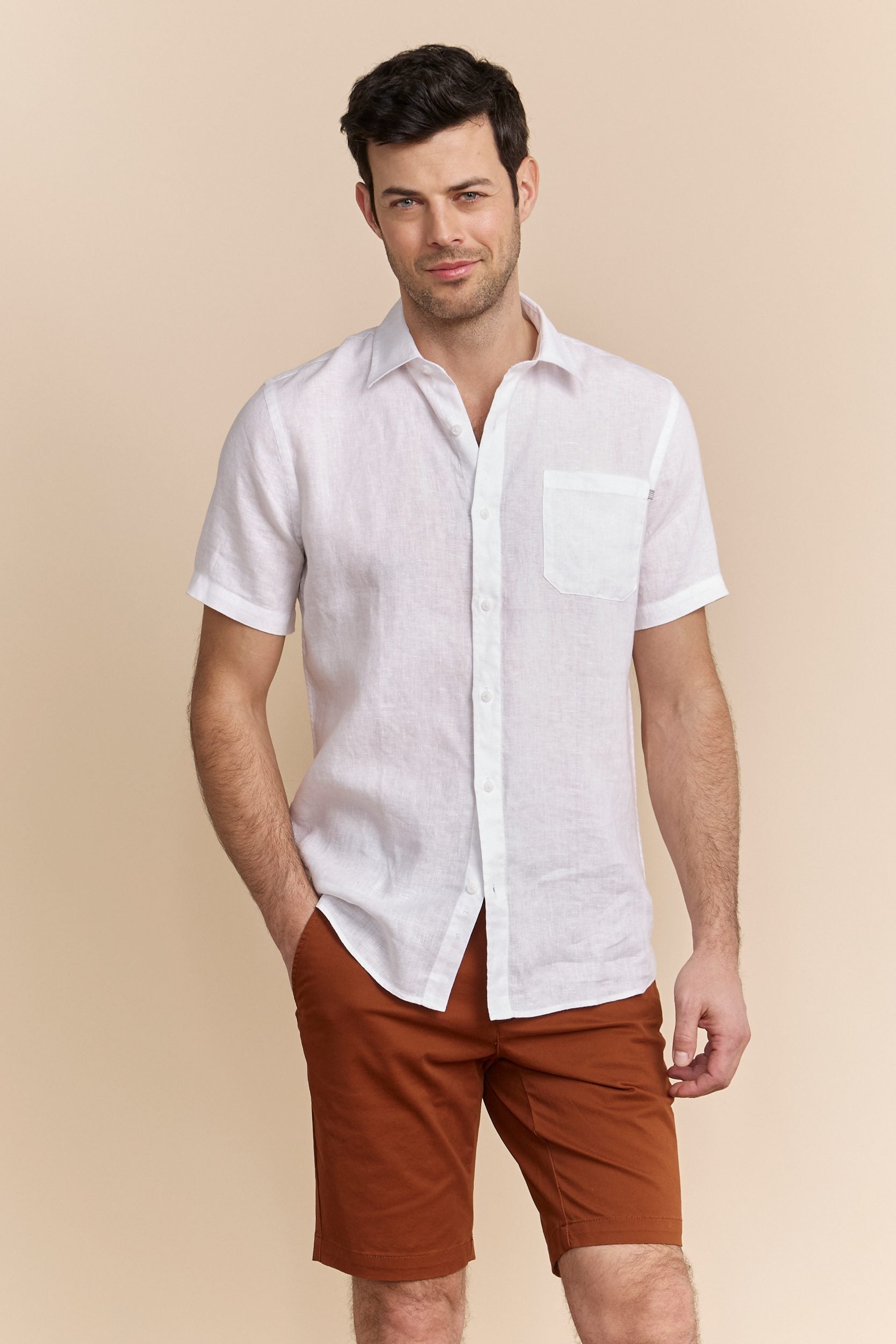 Chemise en lin à manches courtes