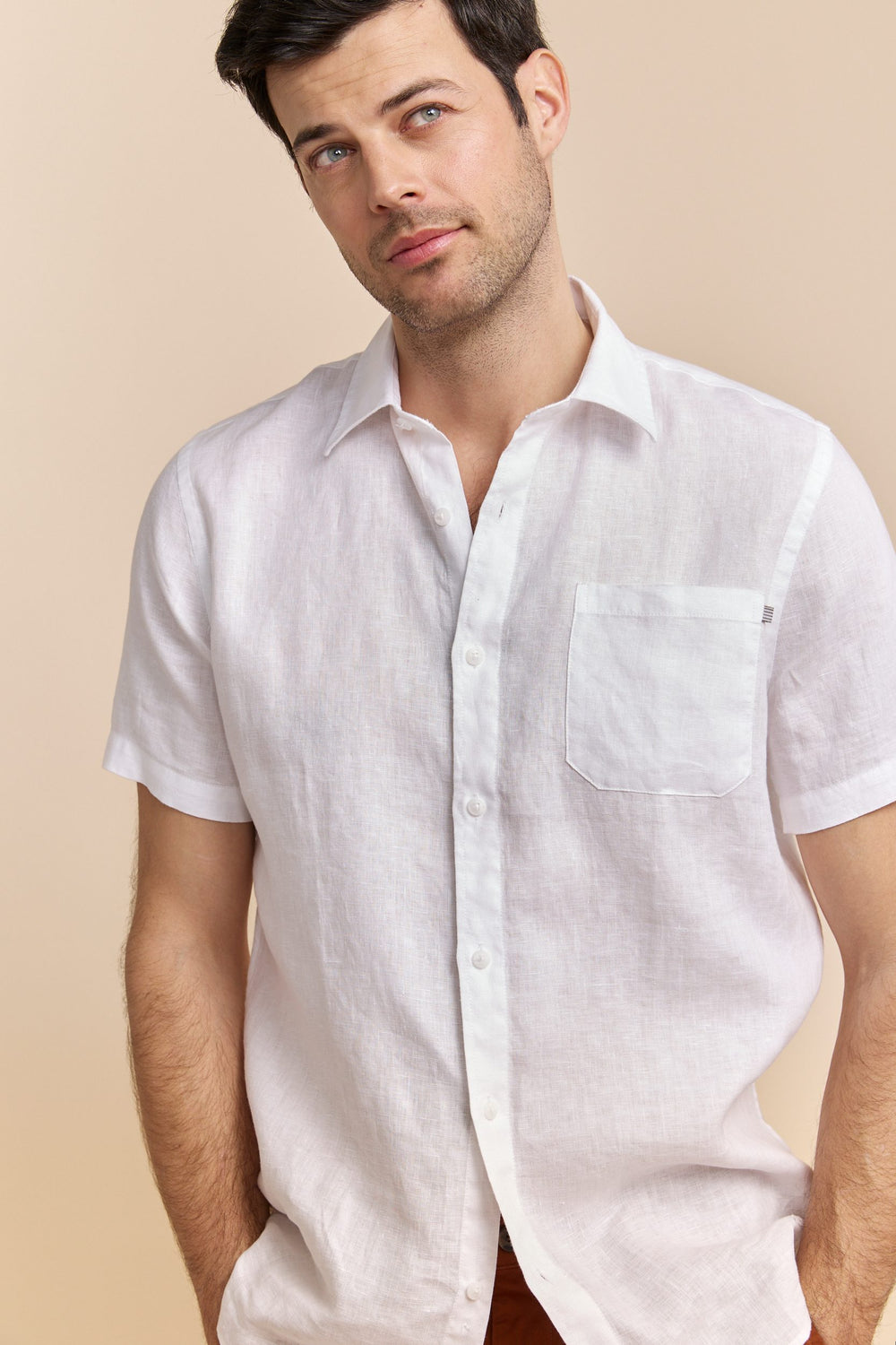 Chemise en lin à manches courtes