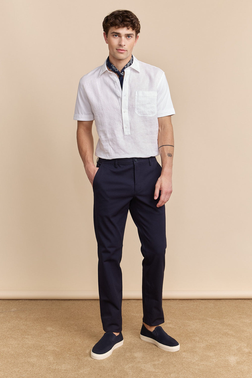 Short sleeve shirt