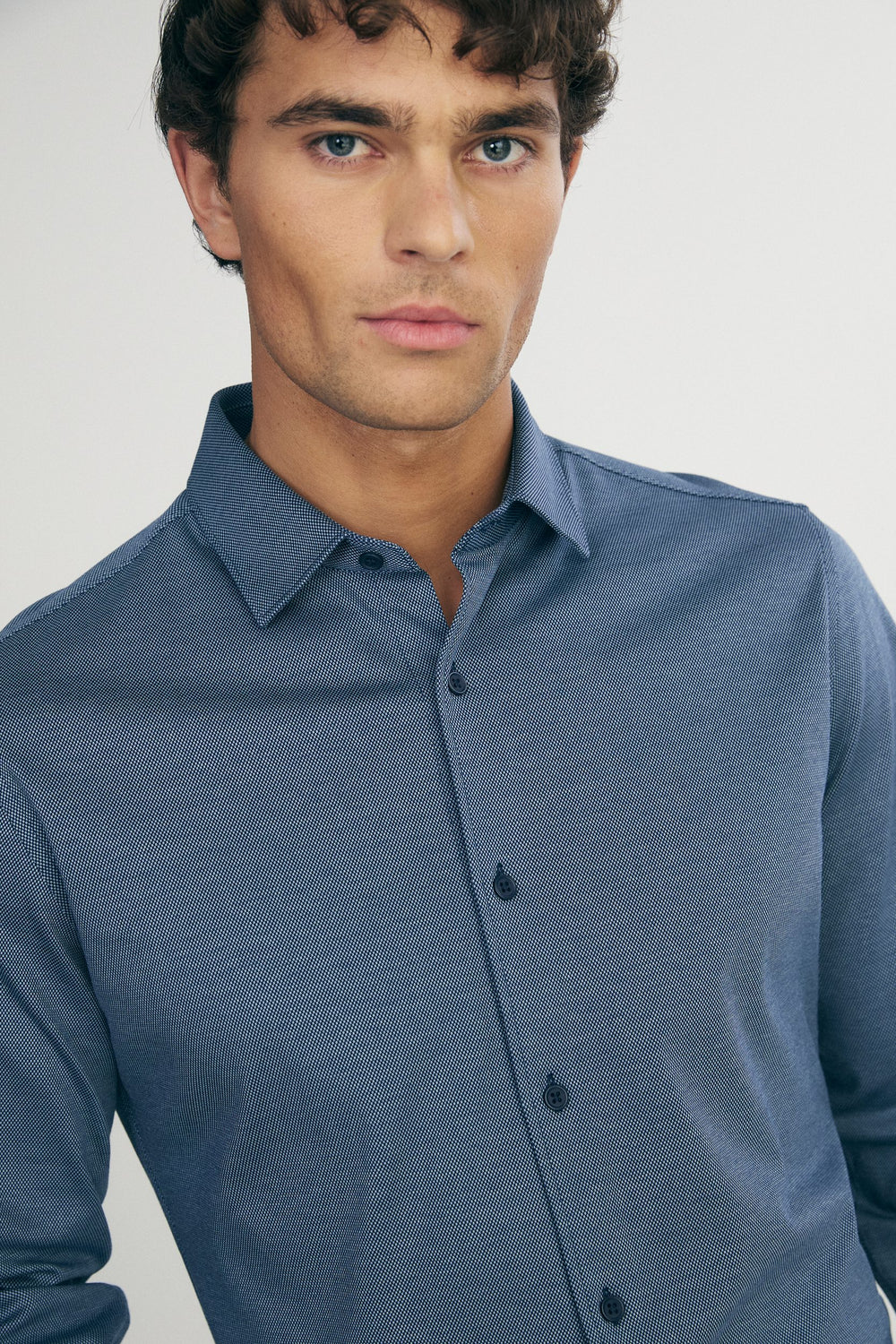 Extra-Fitted micro pattern shirt