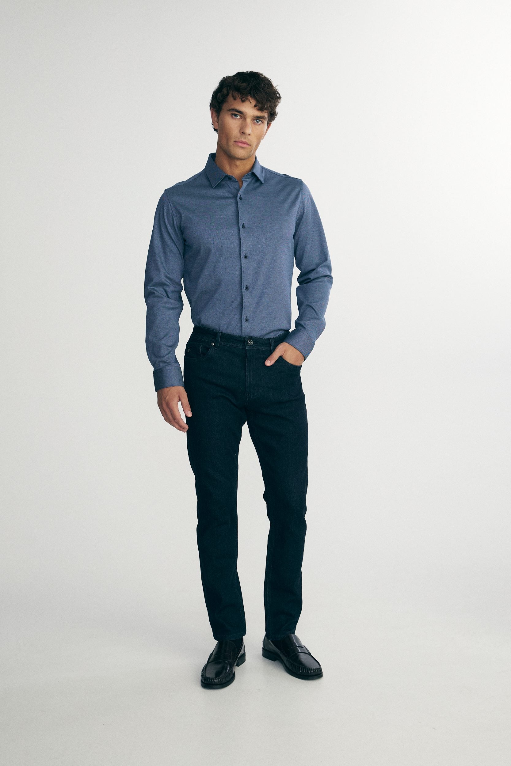 Extra-Fitted micro pattern shirt