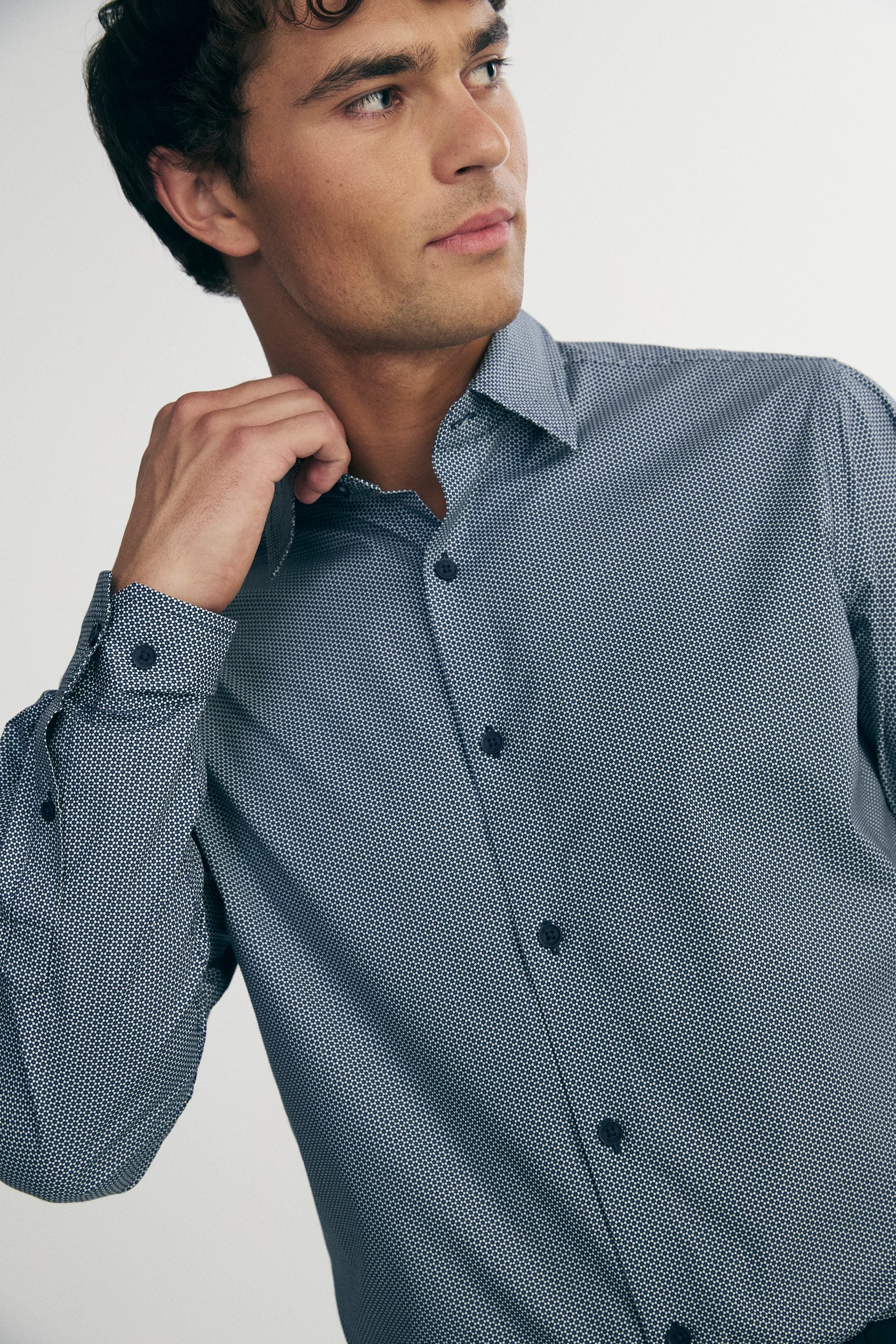 Micro print fitted shirt
