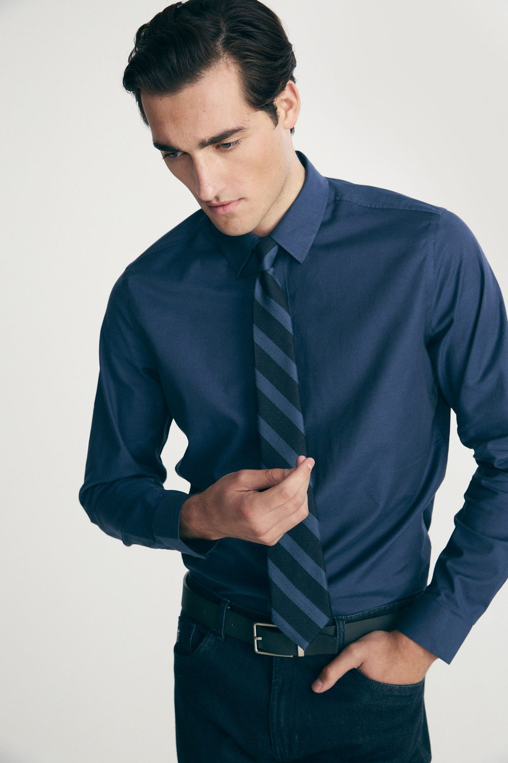 Semi-fitted shirt