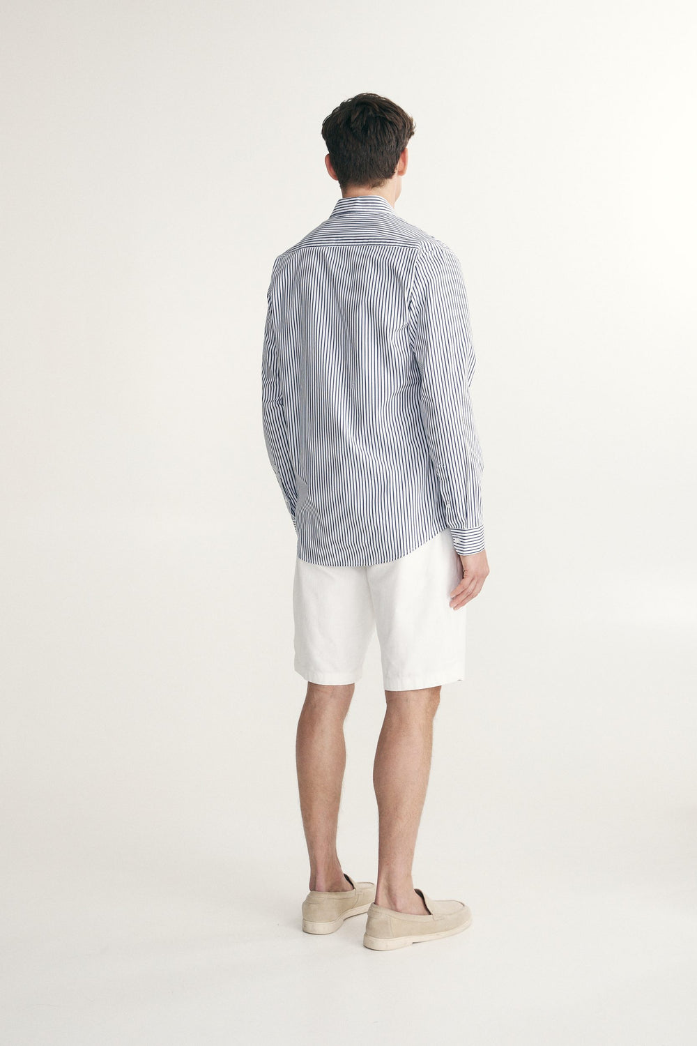 Semi-fitted striped shirt