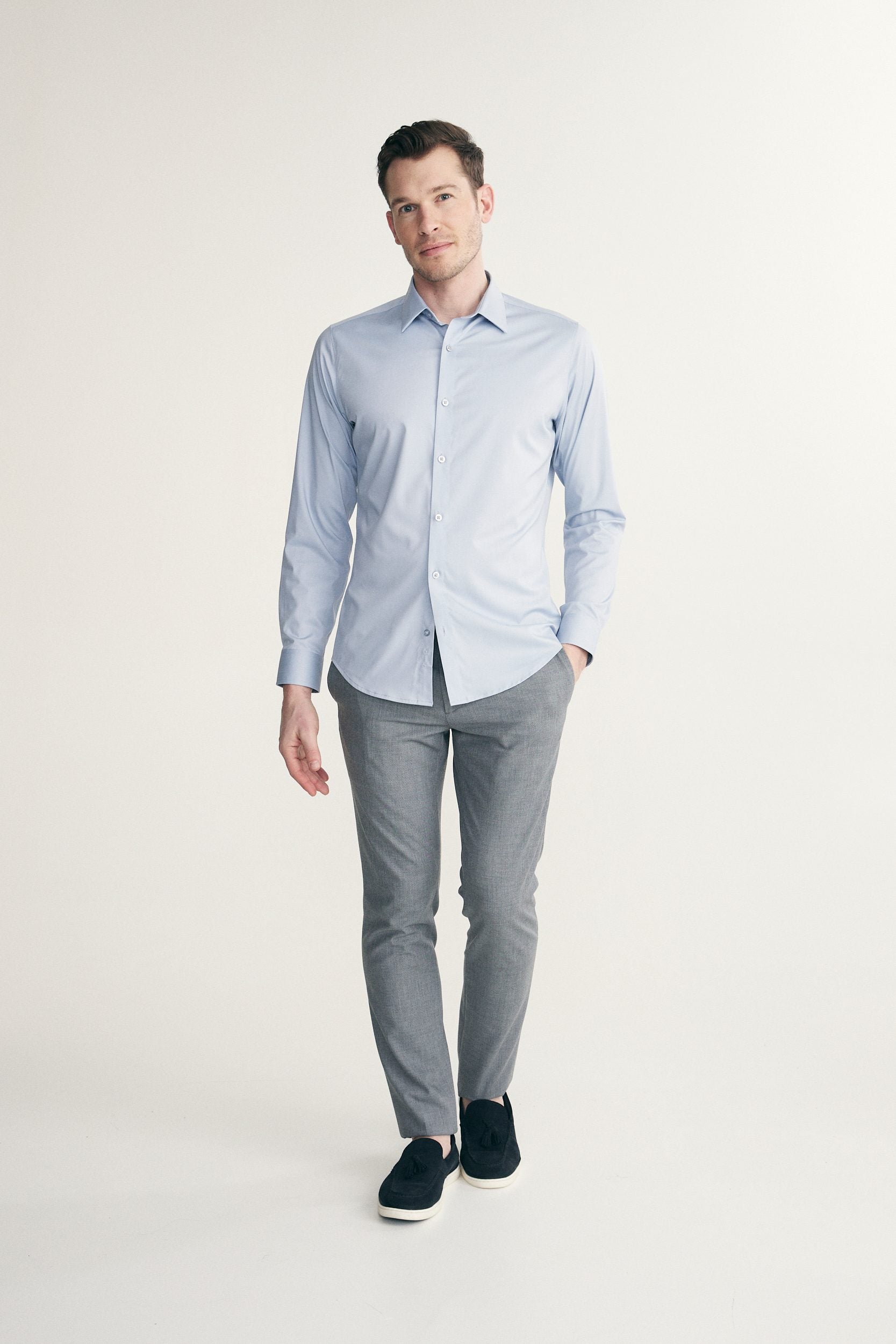 Chemise unie ajustée