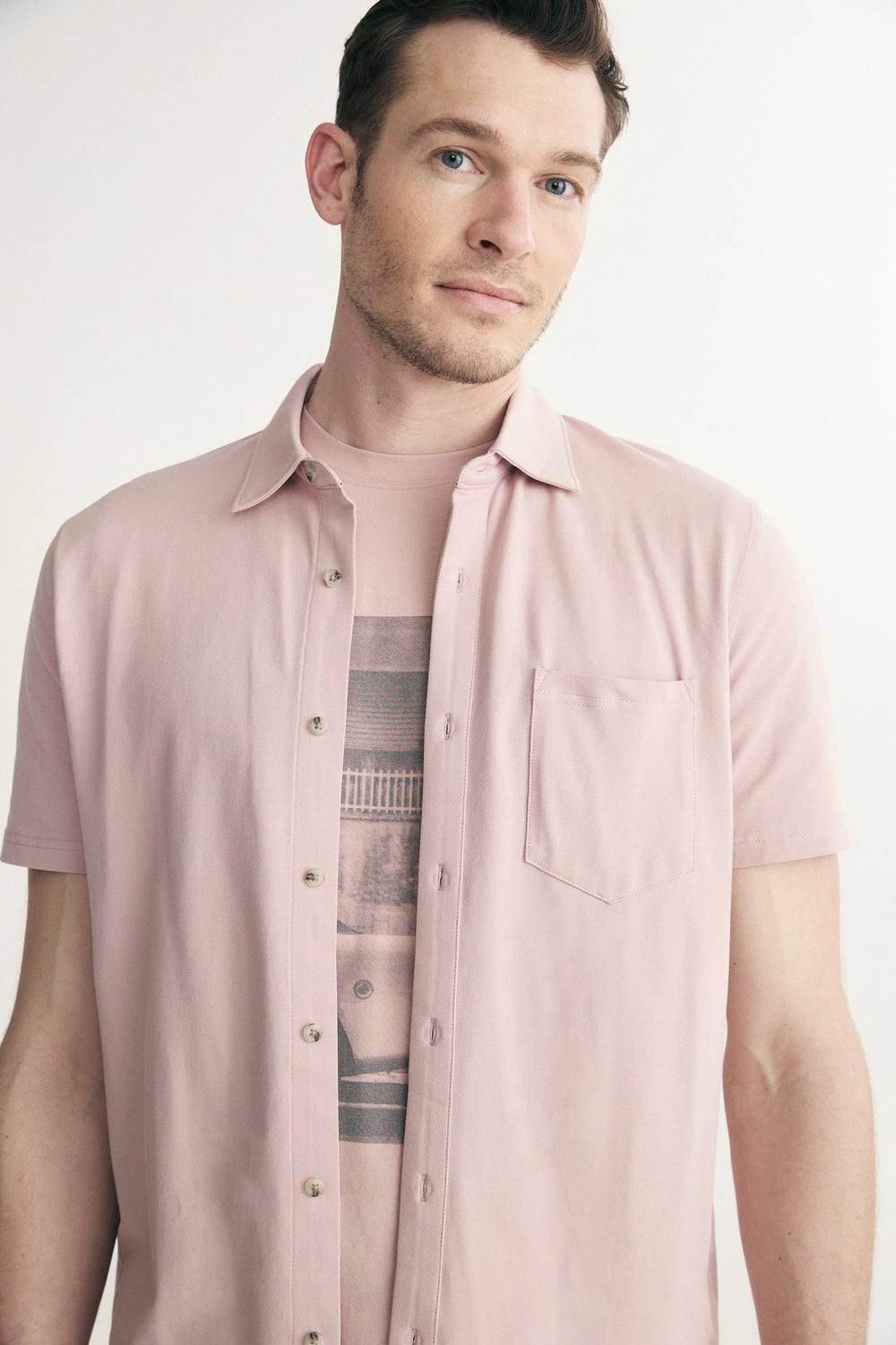 La chemise unie extensible Coupe ajustée | Hörst | Magasinez des La chemise unie extensible Coupe ajustée | Hörst | Magasinez des
