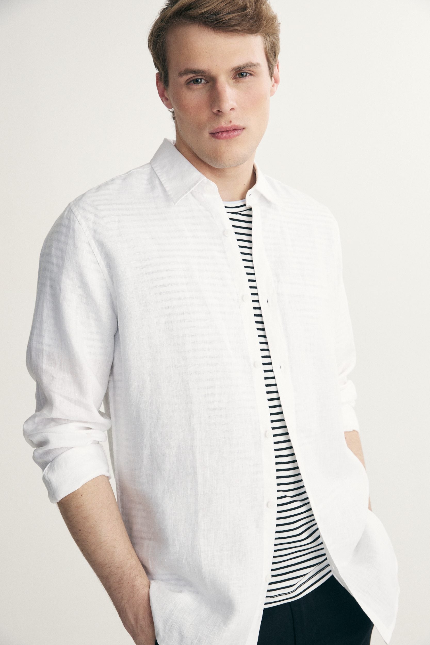 Semi-Fitted Linen shirt